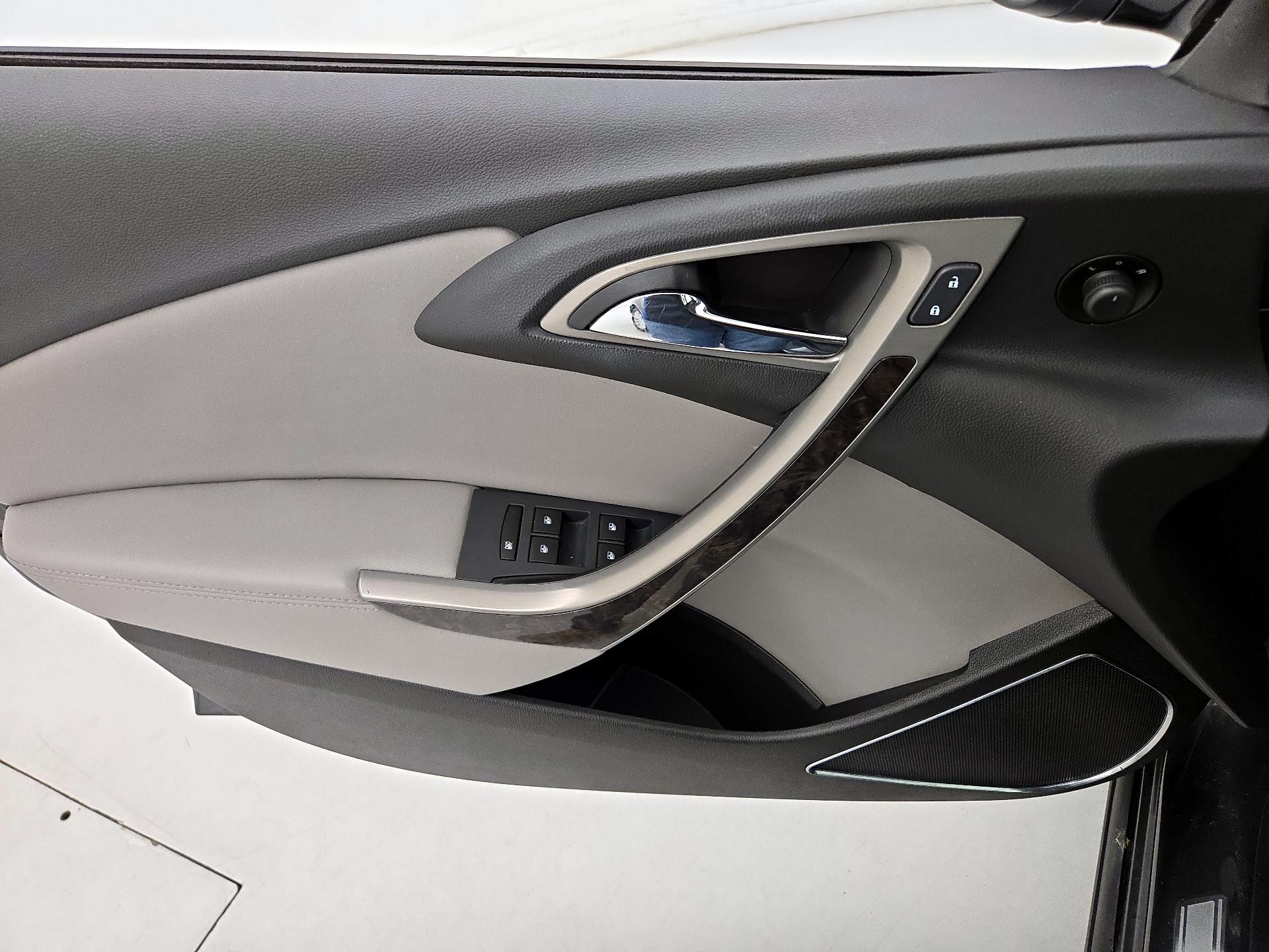 Thumbnail: 2016 Buick Verano - 12