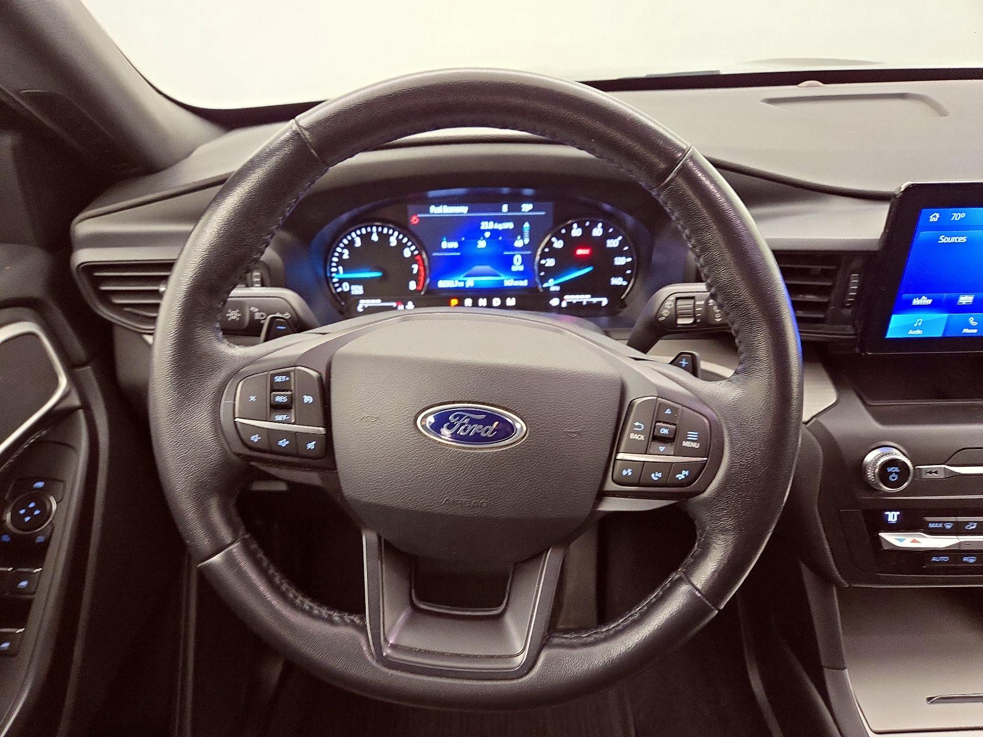 Thumbnail: 2020 Ford Explorer - 10