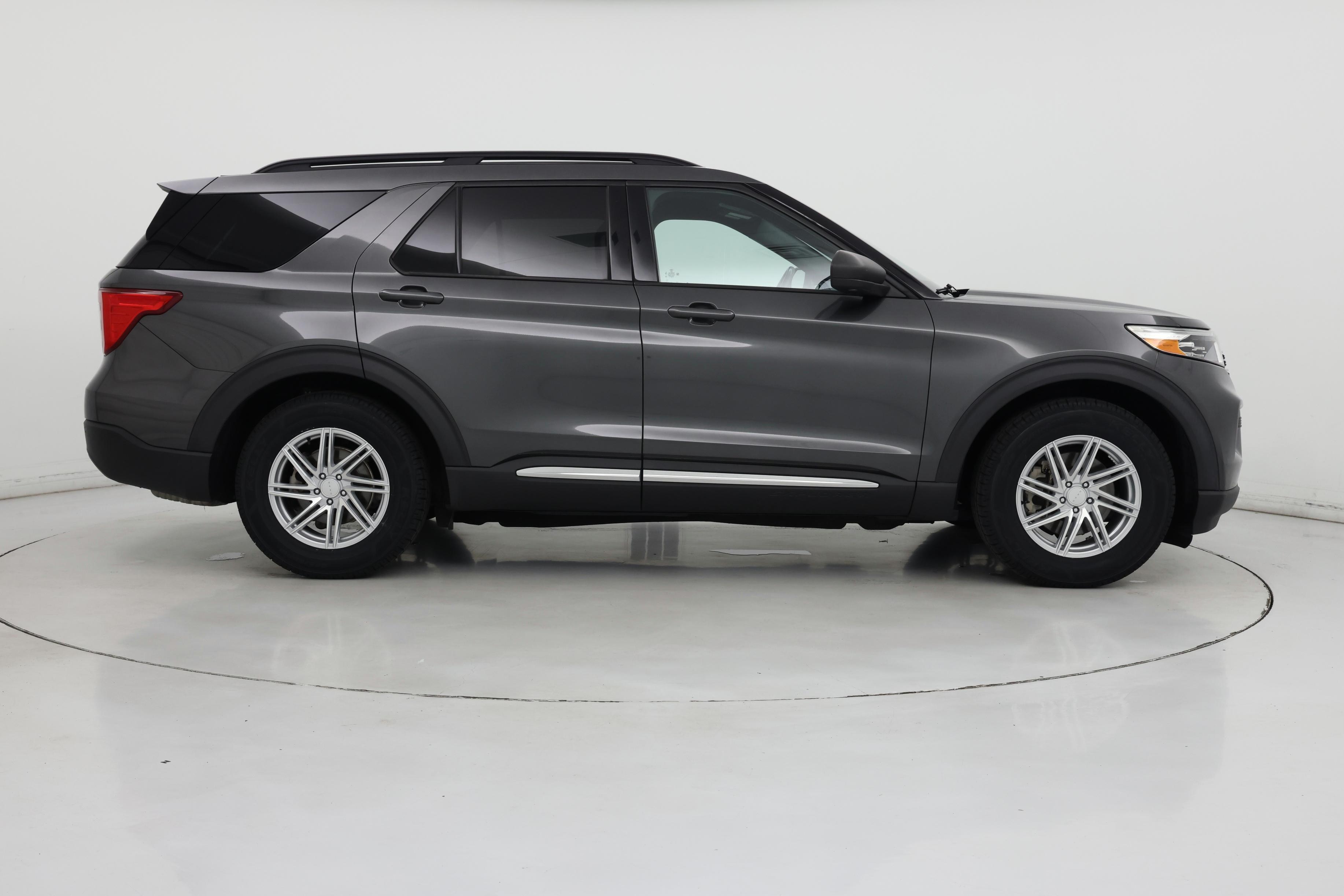 Thumbnail: 2020 Ford Explorer - 7