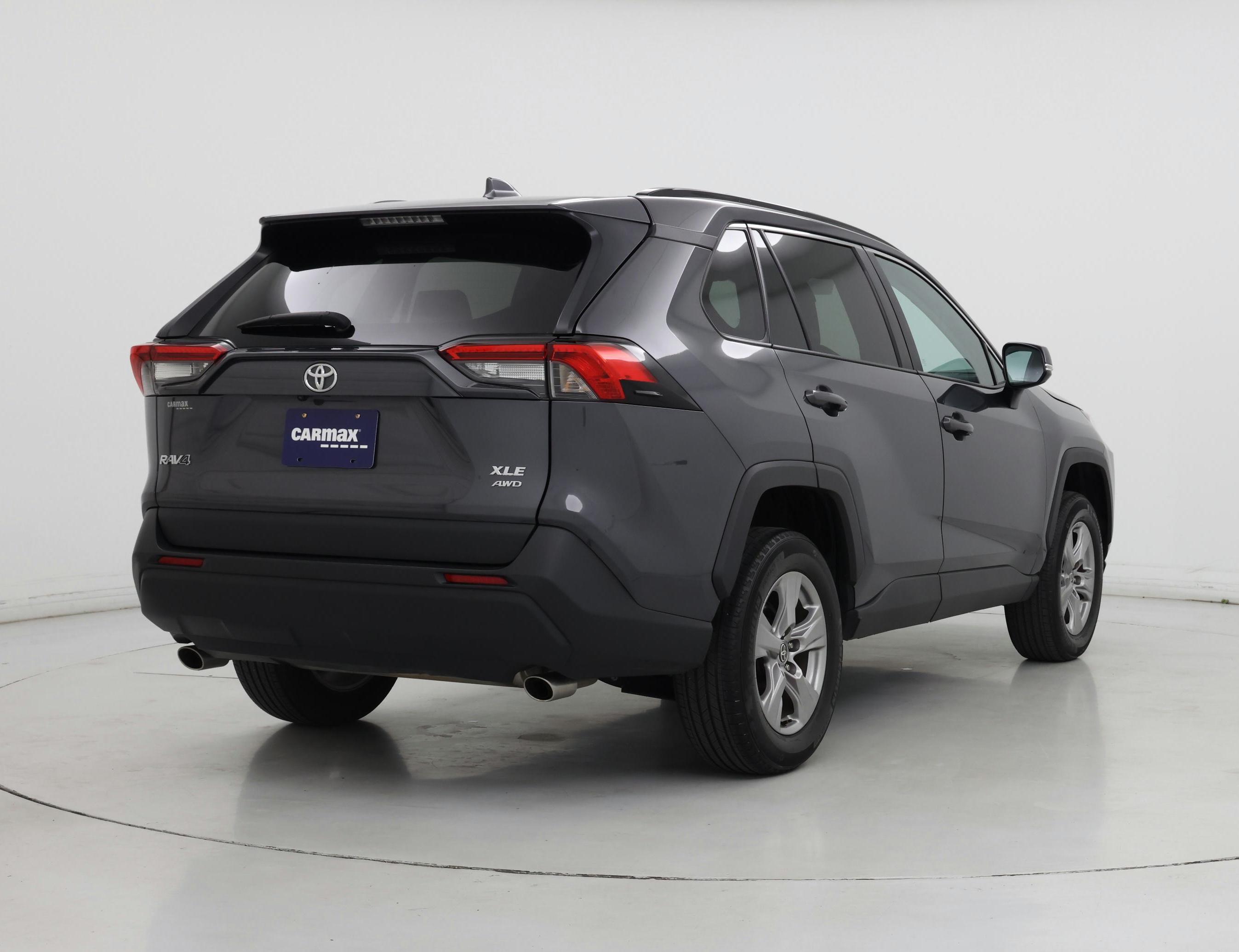Thumbnail: 2023 Toyota RAV4 - 8