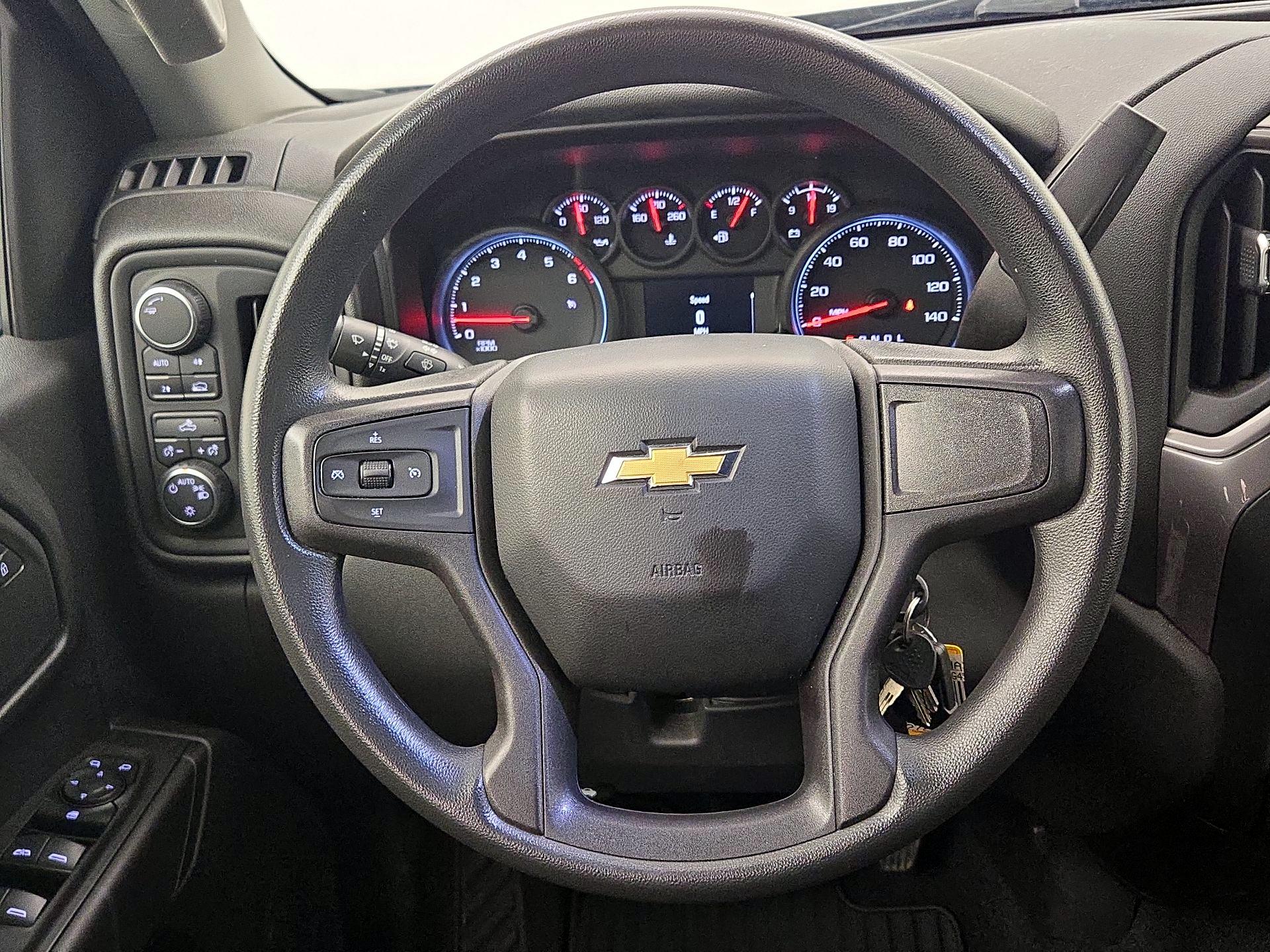 Thumbnail: 2020 Chevrolet Silverado 1500 - 10