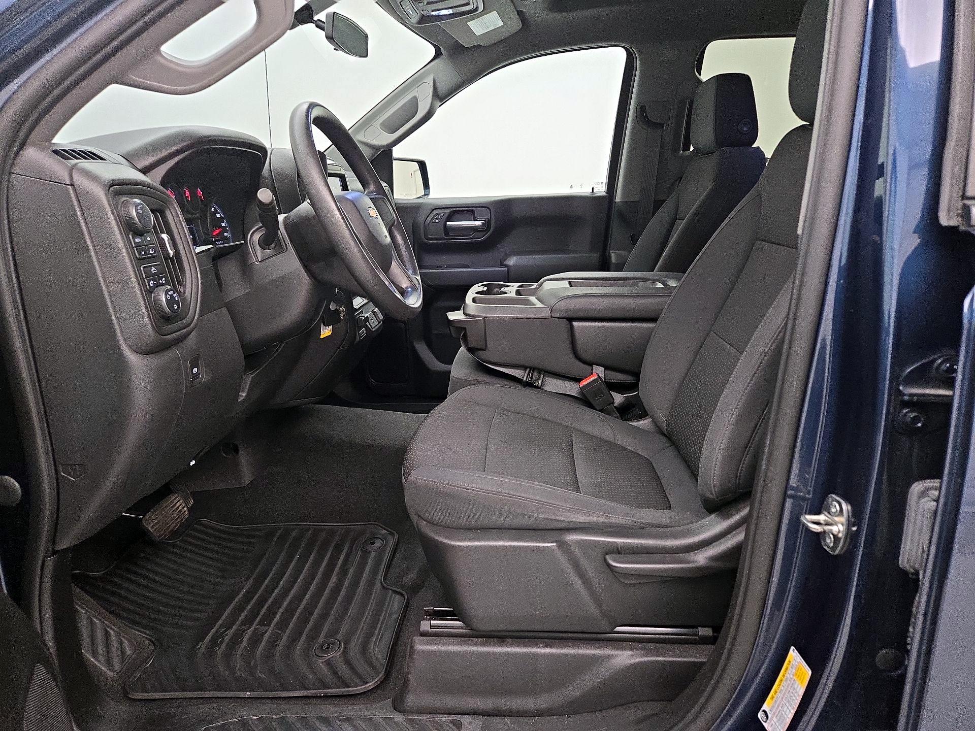 Thumbnail: 2020 Chevrolet Silverado 1500 - 11