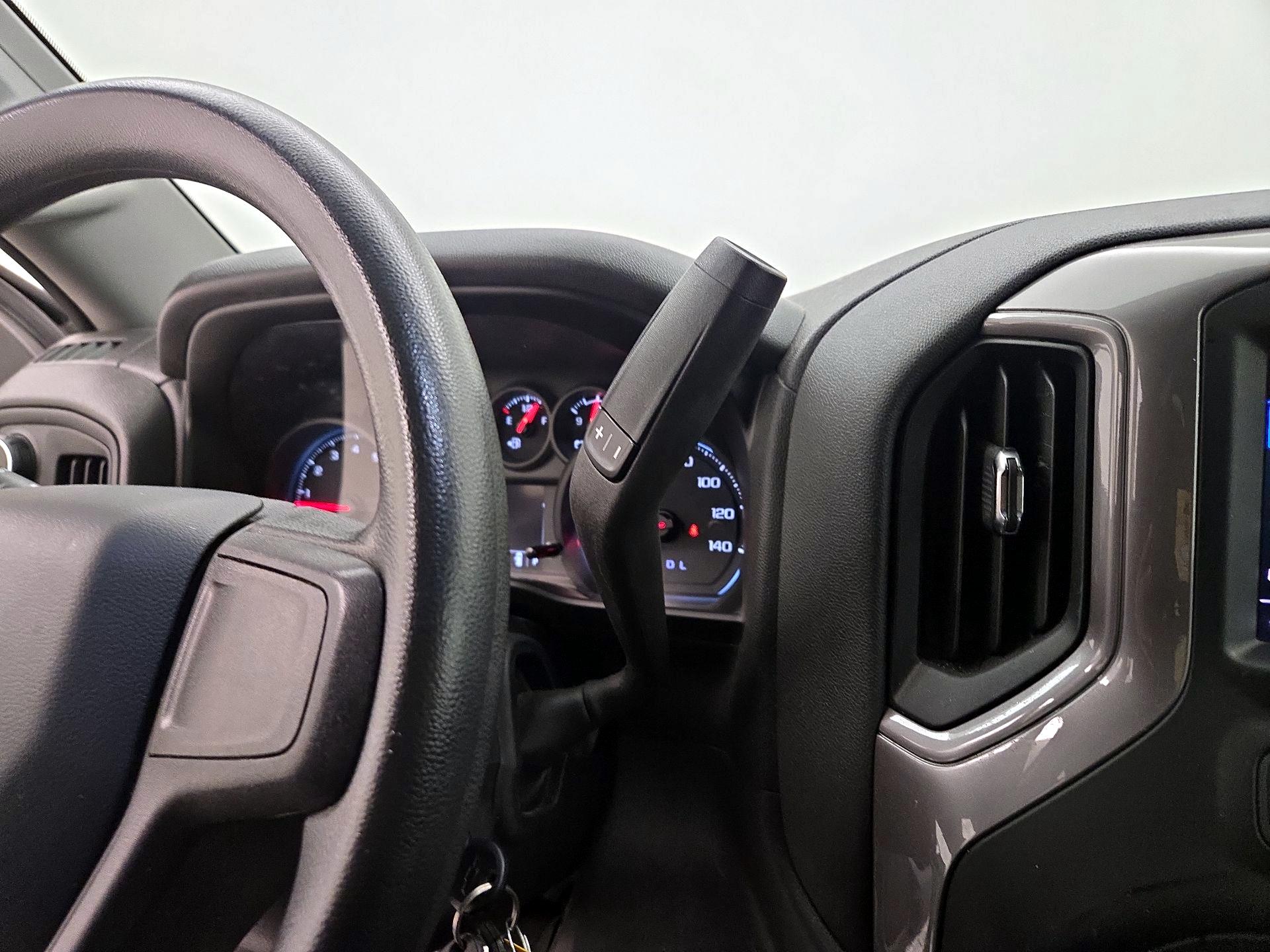 Thumbnail: 2020 Chevrolet Silverado 1500 - 17