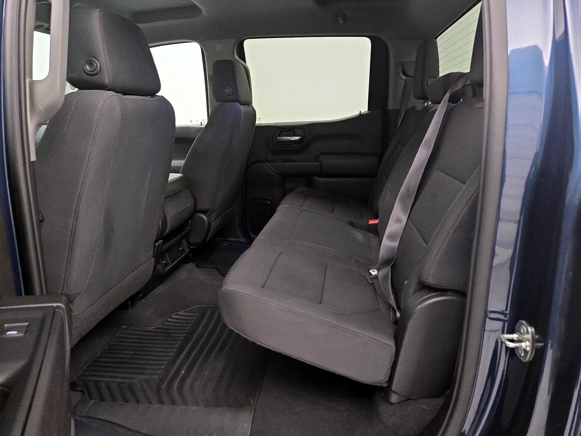 Thumbnail: 2020 Chevrolet Silverado 1500 - 19