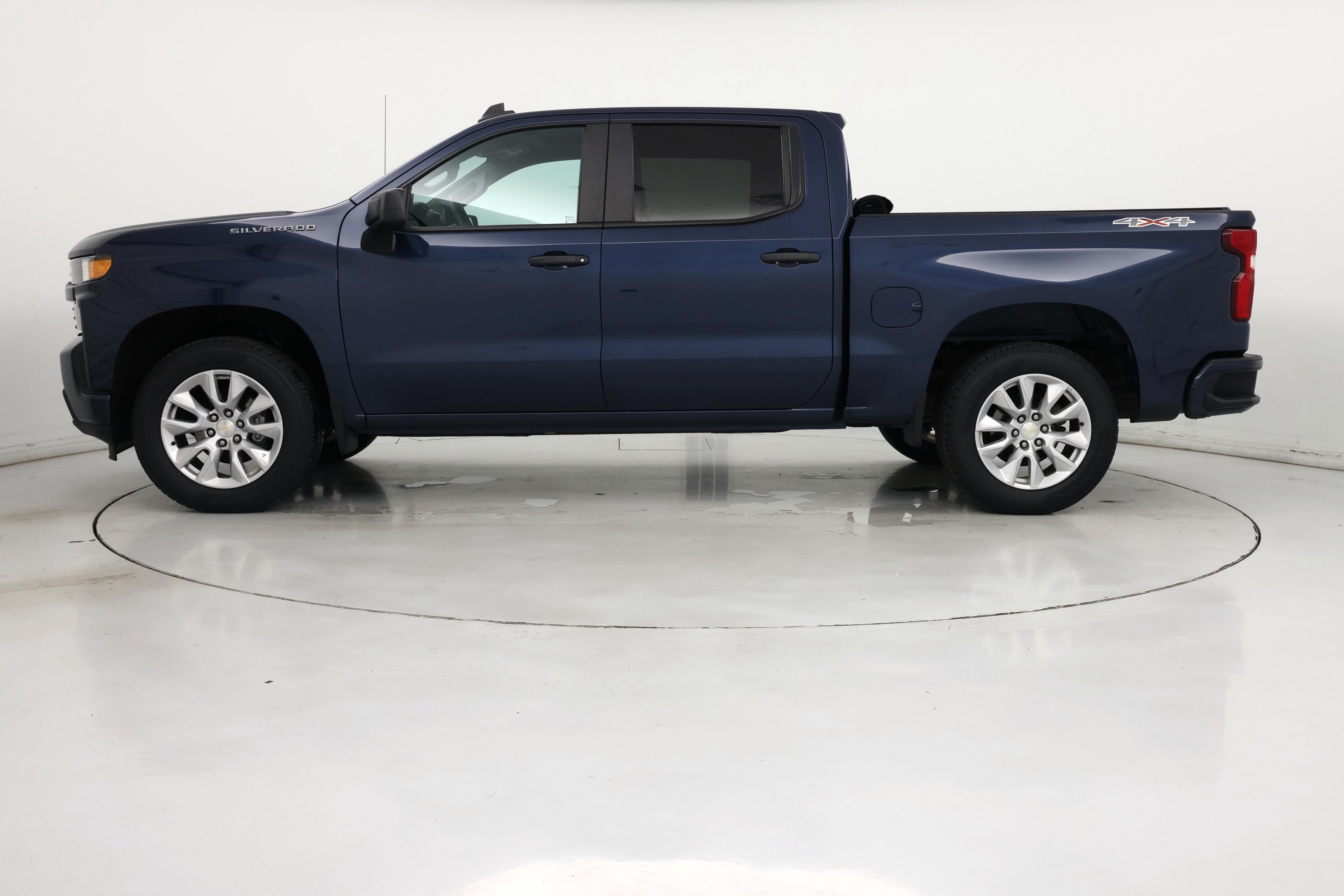 Thumbnail: 2020 Chevrolet Silverado 1500 - 3