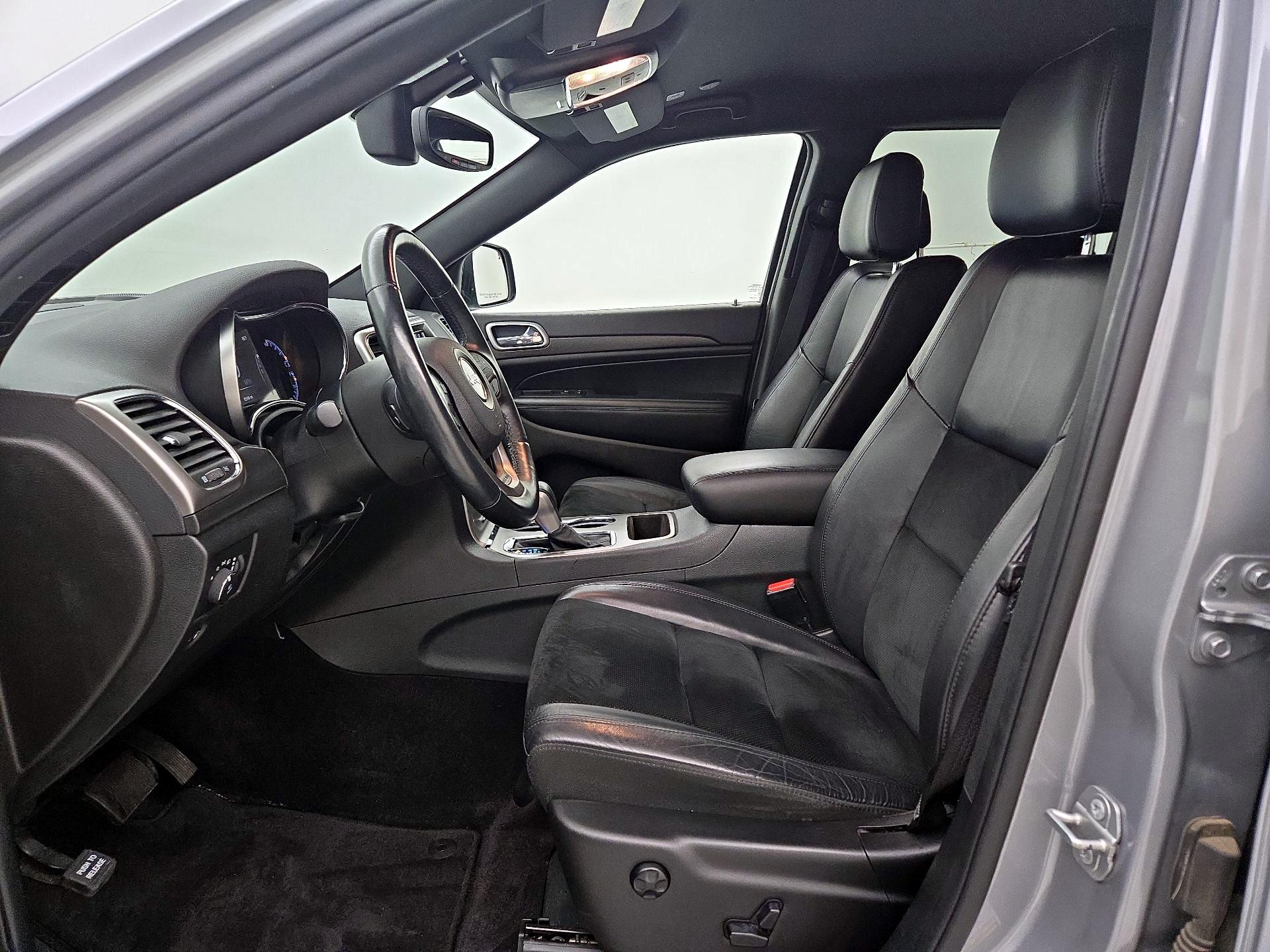 Thumbnail: 2018 Jeep Grand Cherokee - 11