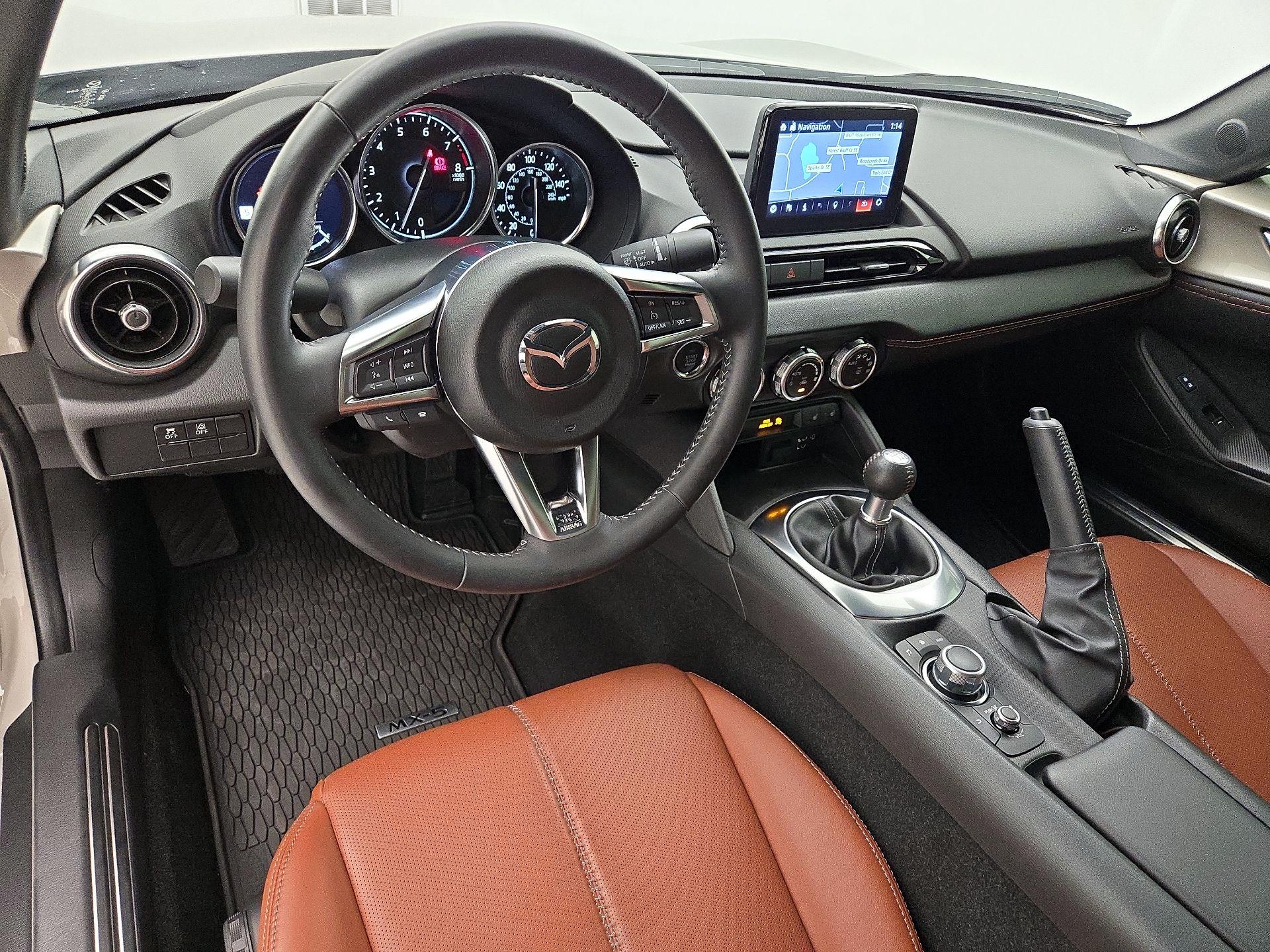 Thumbnail: 2022 Mazda MX-5 Miata - 9