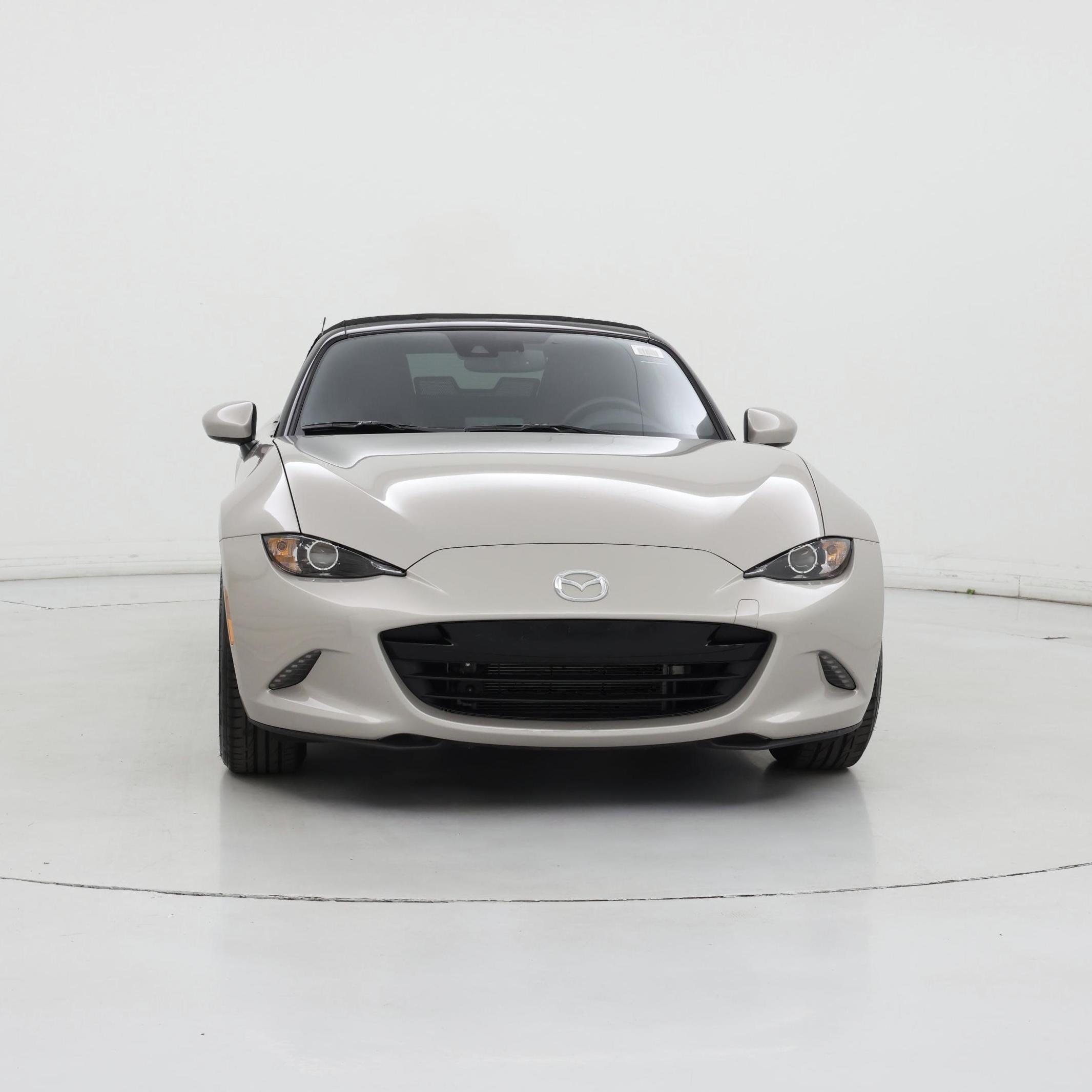 Thumbnail: 2022 Mazda MX-5 Miata - 5