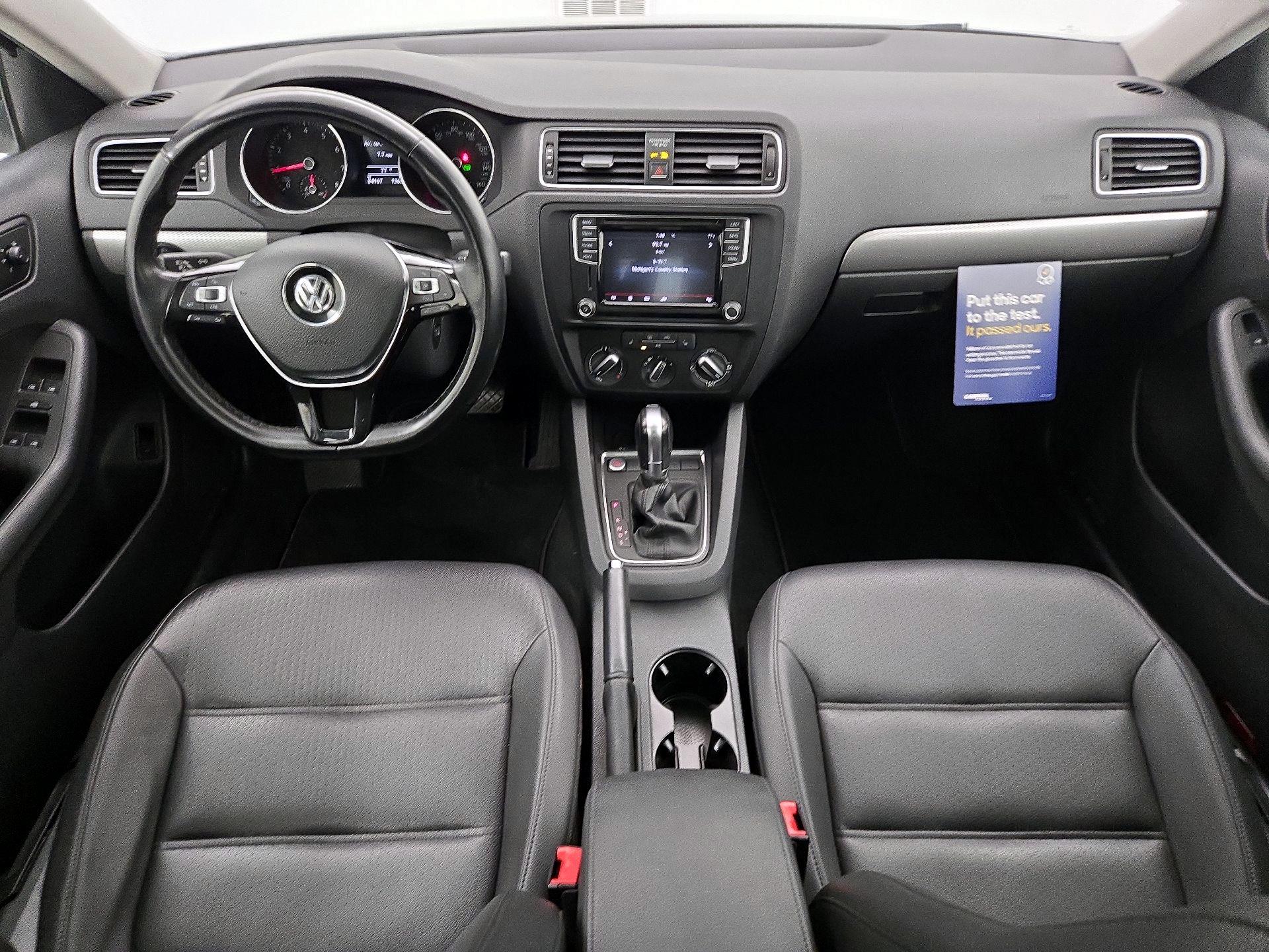 Thumbnail: 2017 Volkswagen Jetta - 9