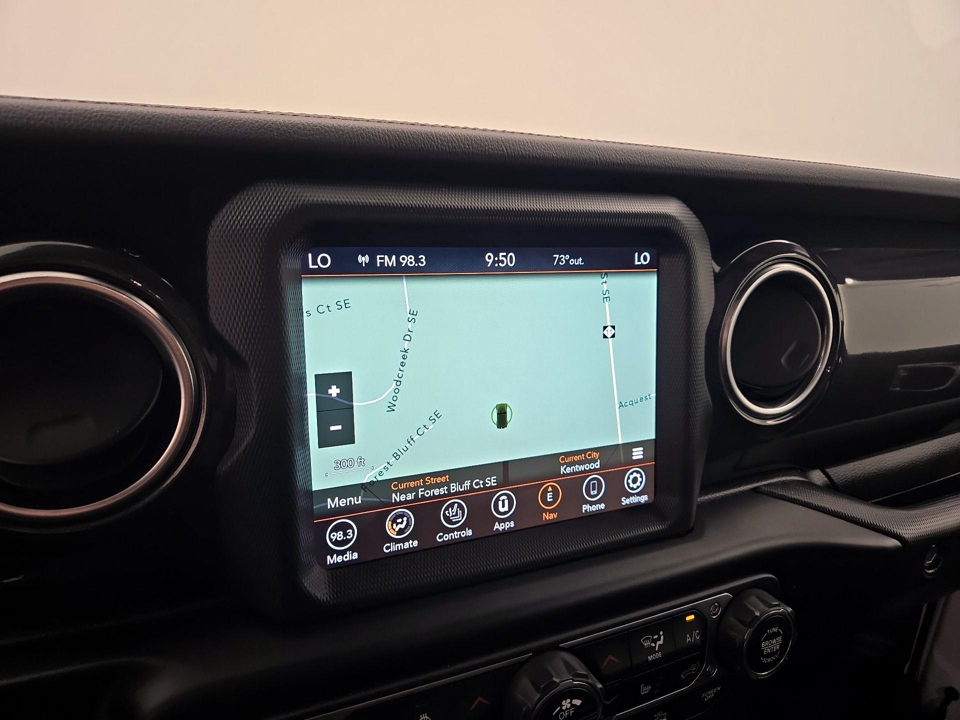 Thumbnail: 2022 Jeep Wrangler - 14