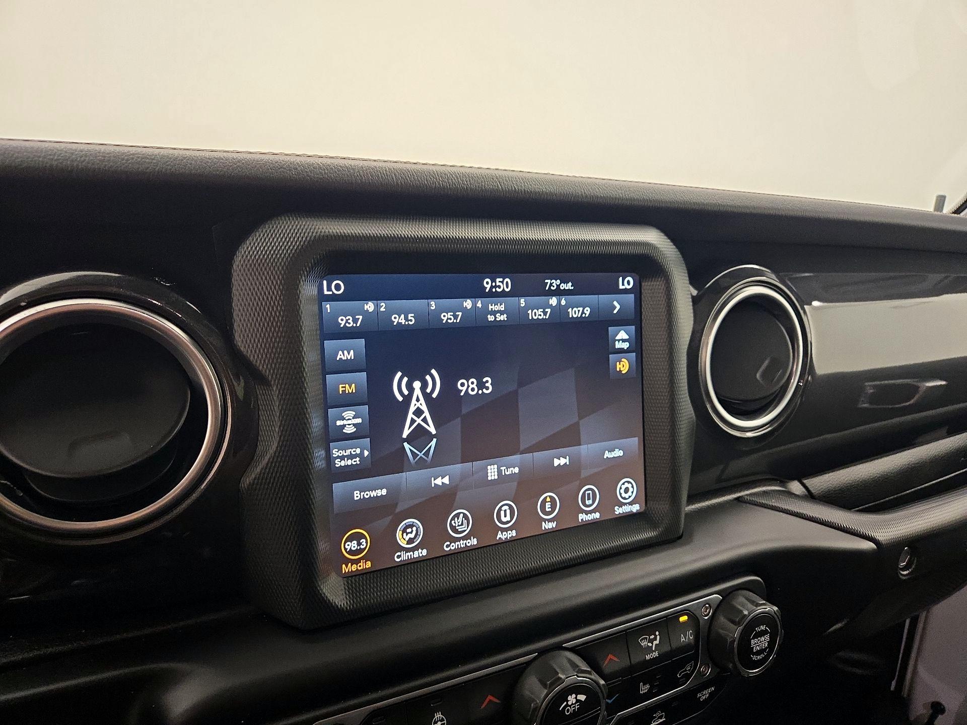 Thumbnail: 2022 Jeep Wrangler - 16