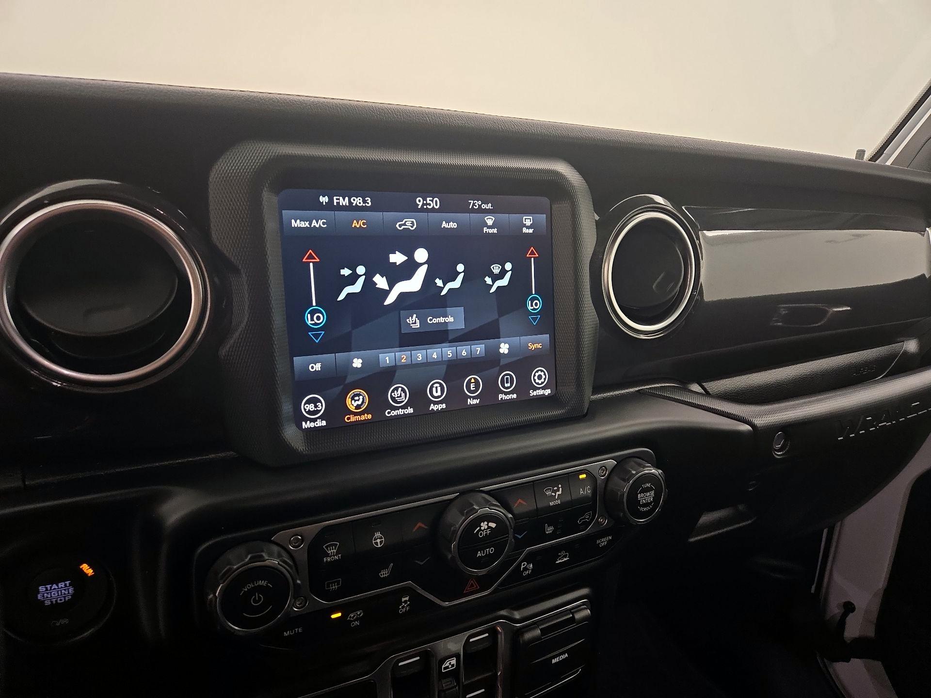 Thumbnail: 2022 Jeep Wrangler - 17