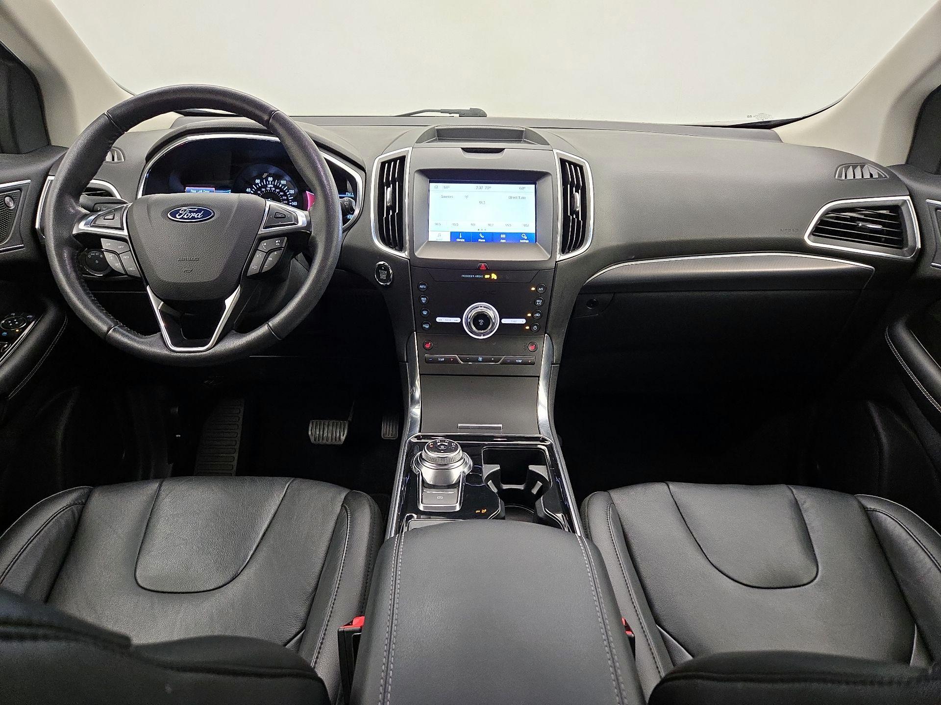 Thumbnail: 2020 Ford Edge - 9