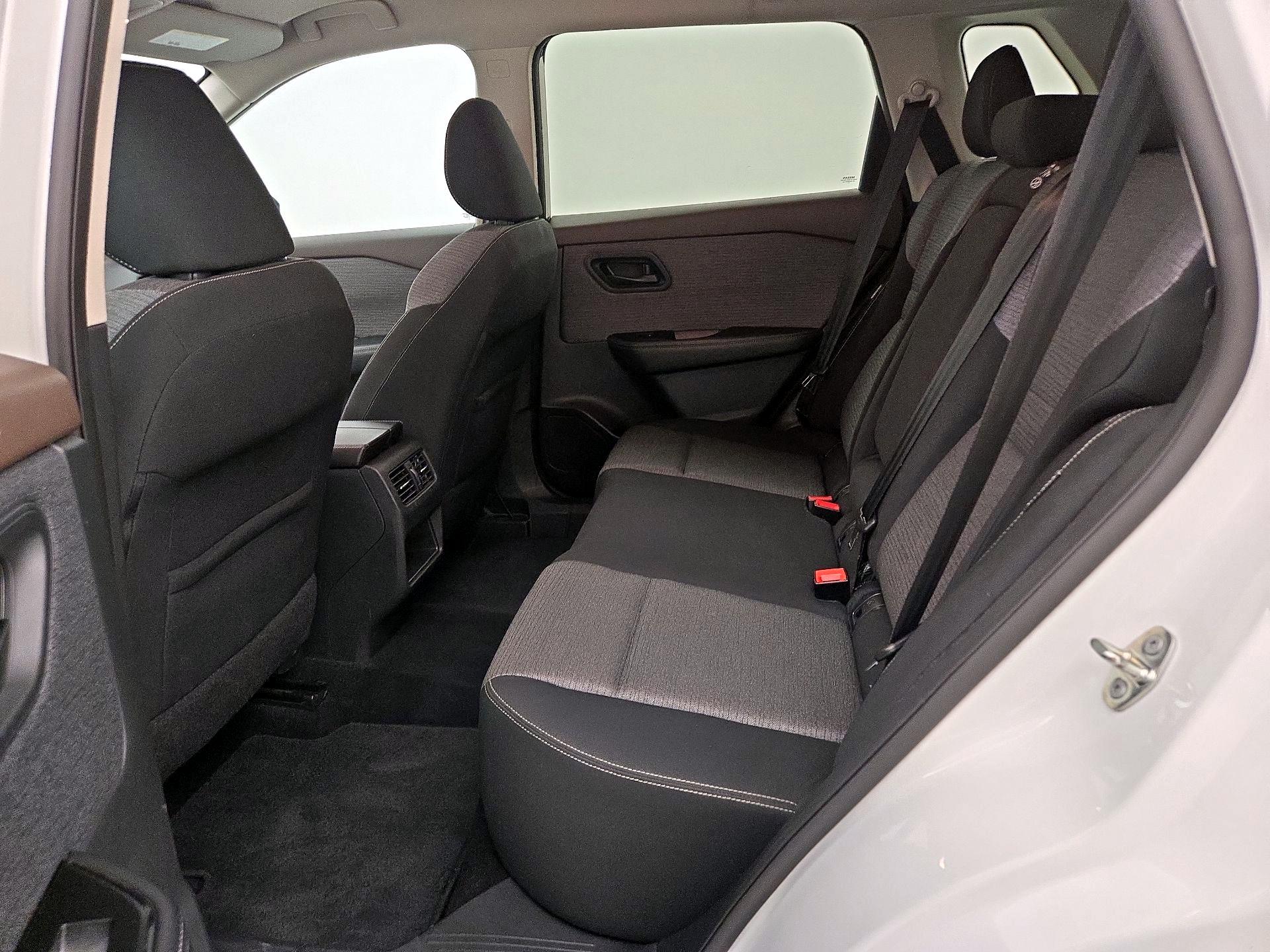 Thumbnail: 2021 Nissan Rogue - 19