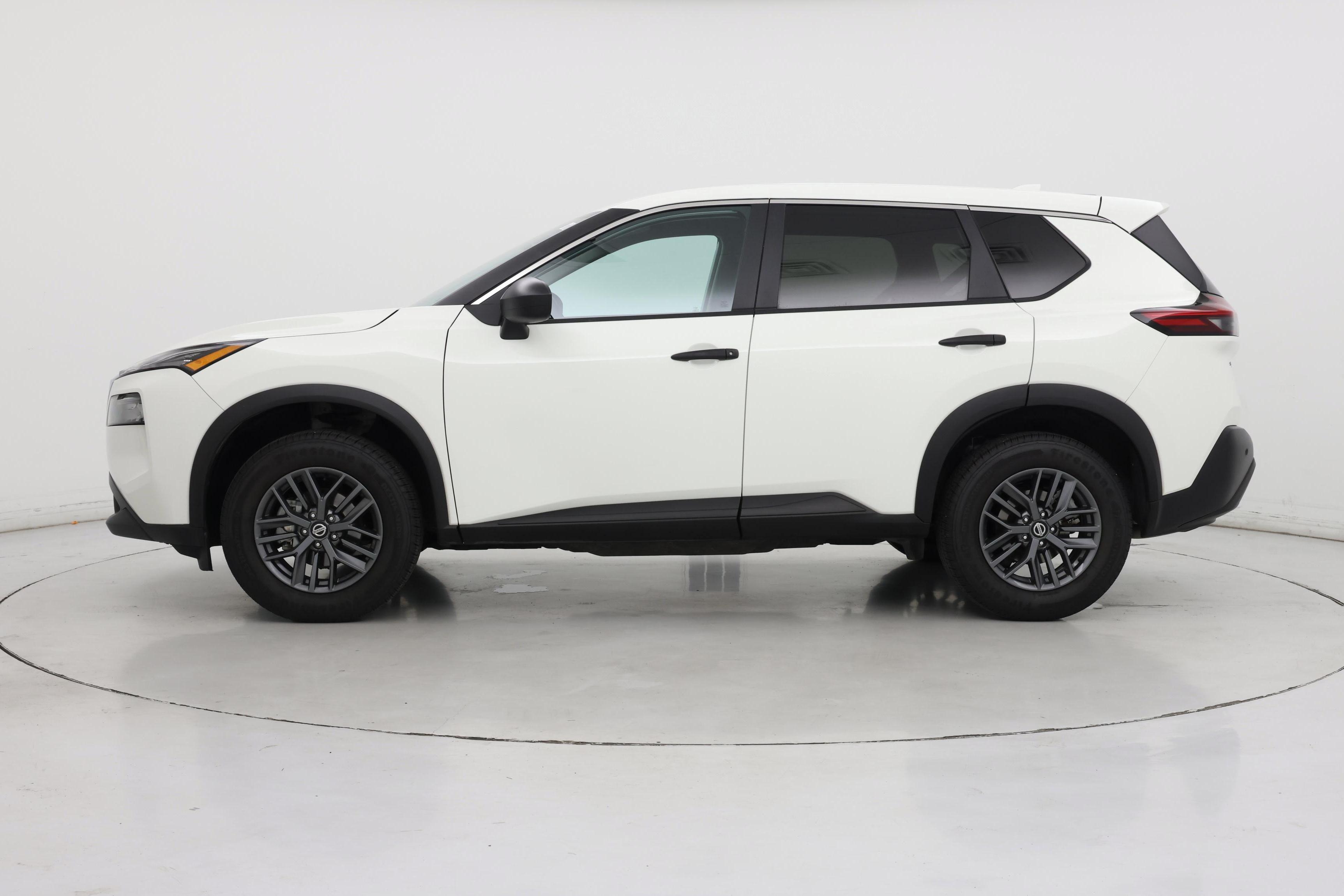 Thumbnail: 2021 Nissan Rogue - 3