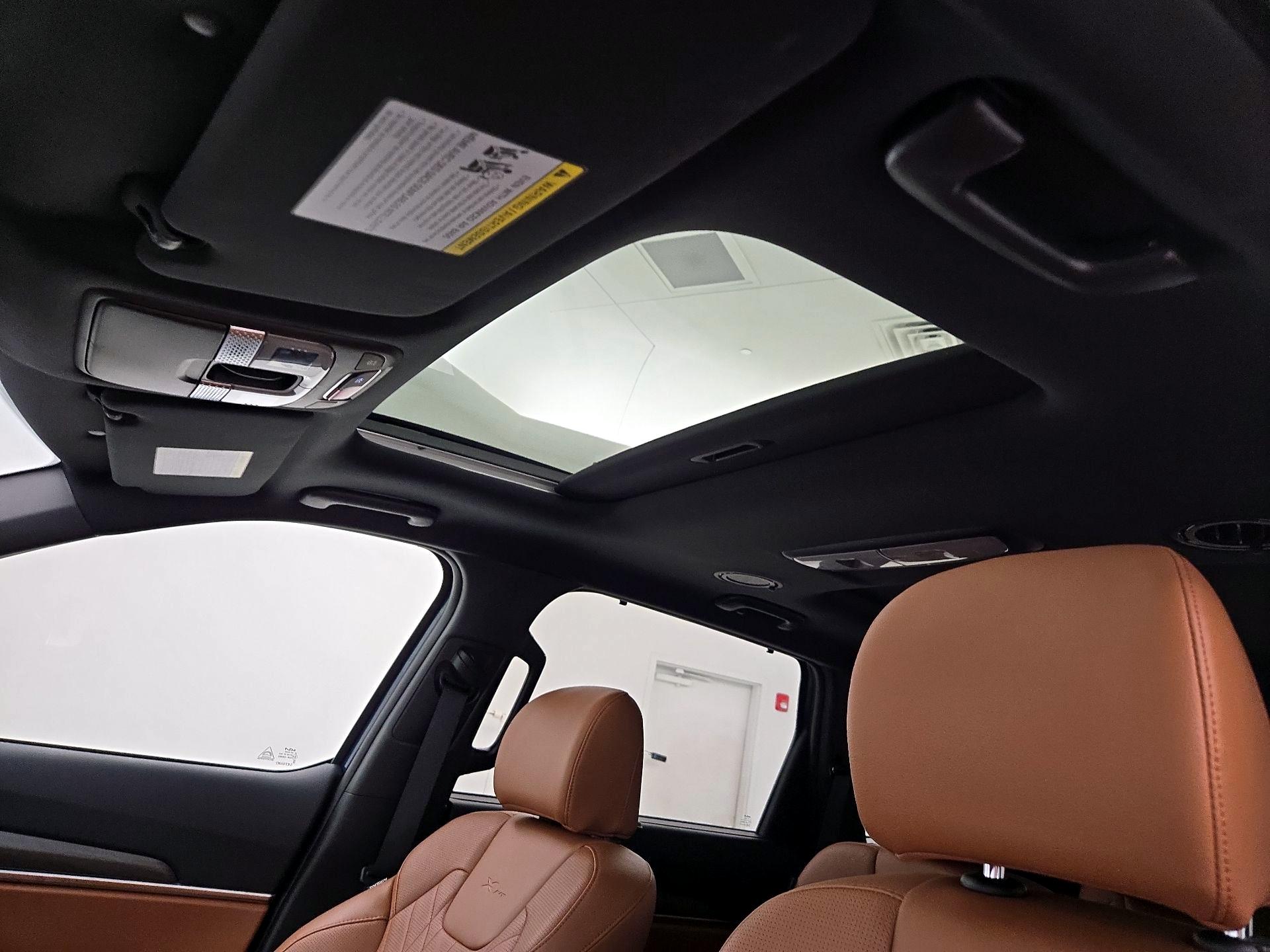 Thumbnail: 2023 Kia Telluride - 20