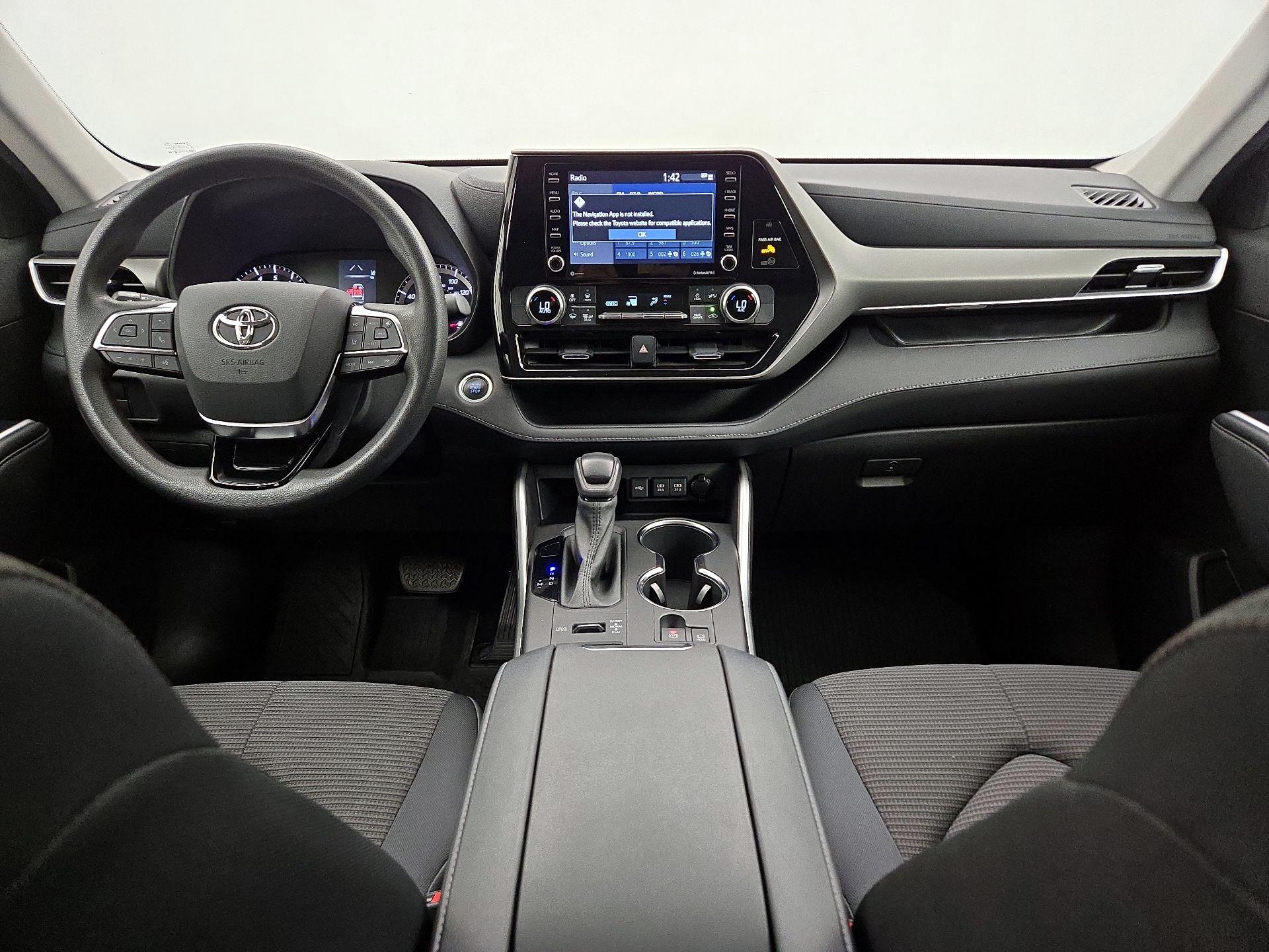 Thumbnail: 2021 Toyota Highlander - 9