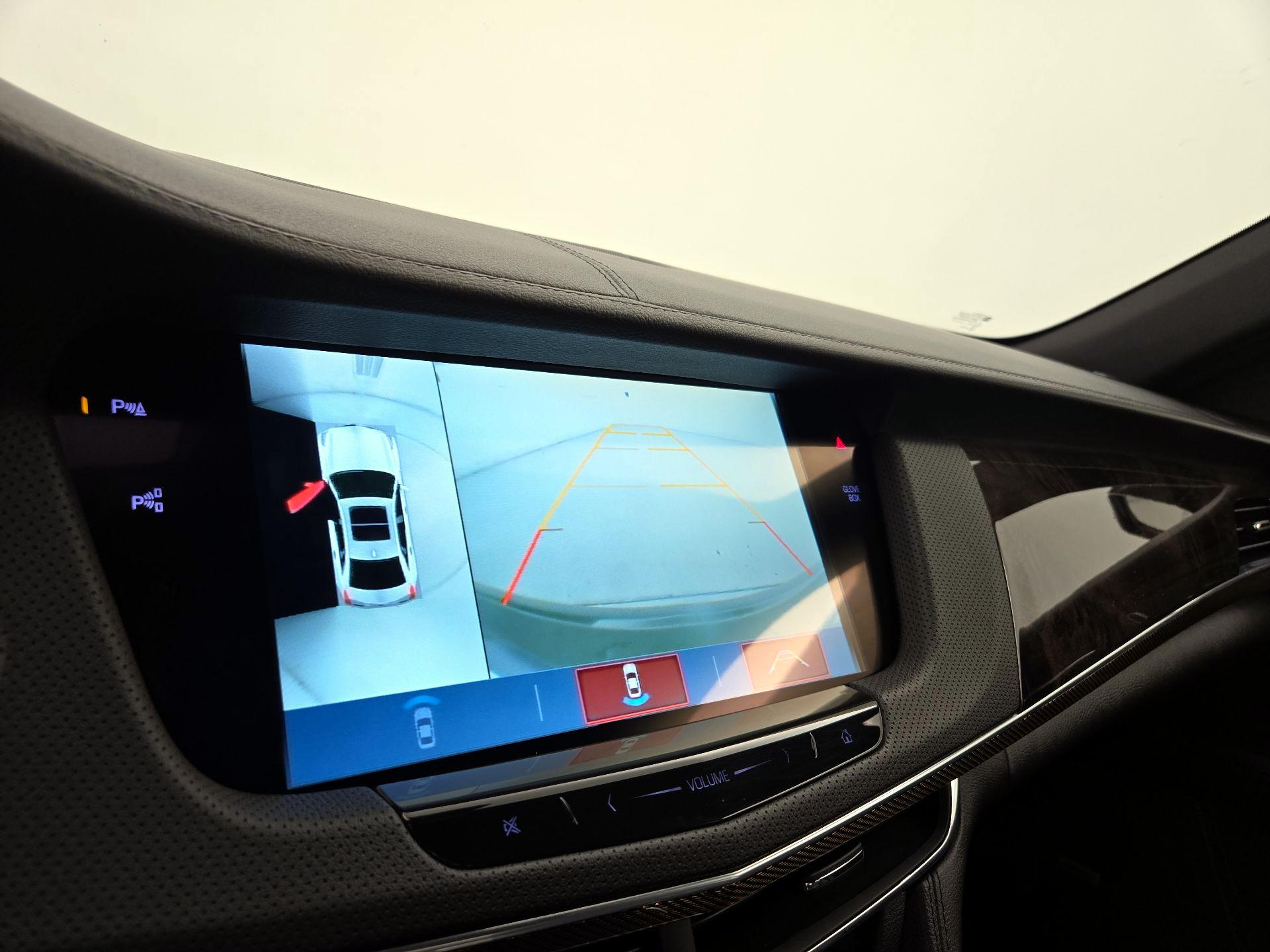 Thumbnail: 2018 Cadillac CT6 - 15