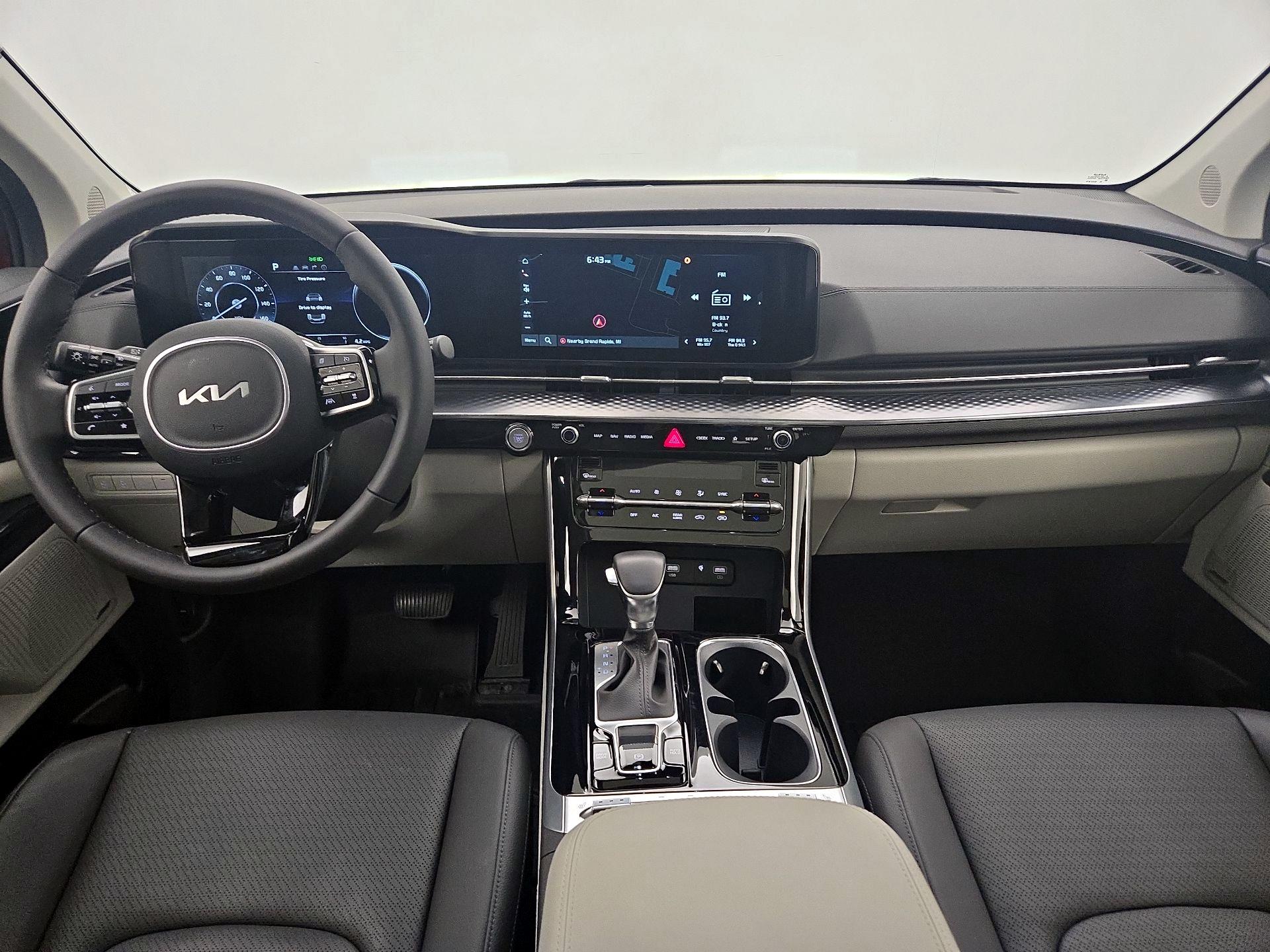 Thumbnail: 2024 Kia Carnival - 9