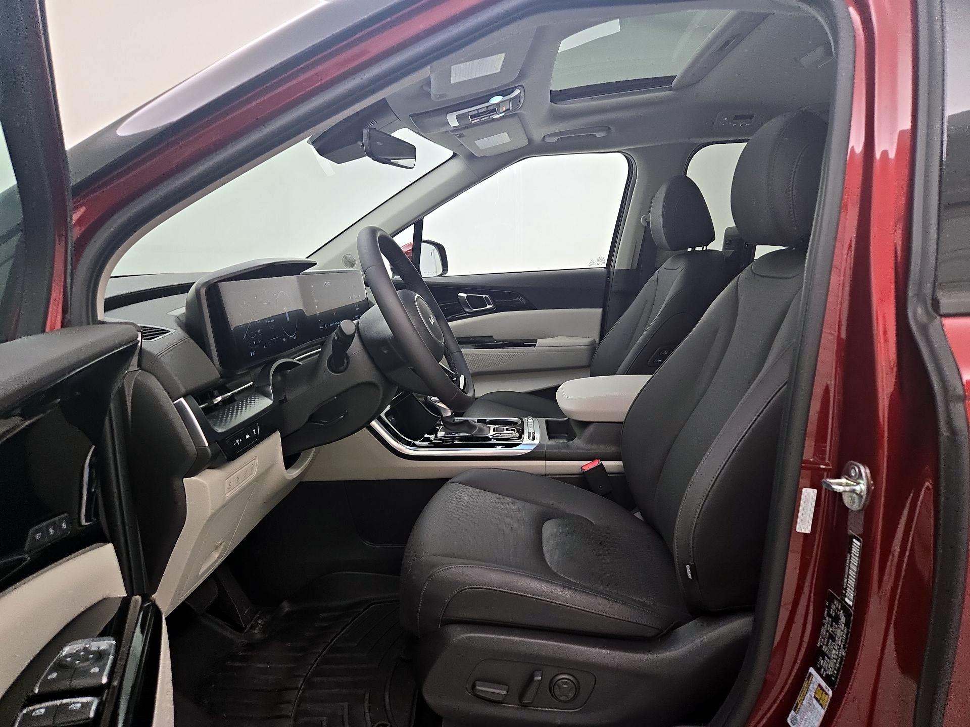 Thumbnail: 2024 Kia Carnival - 11