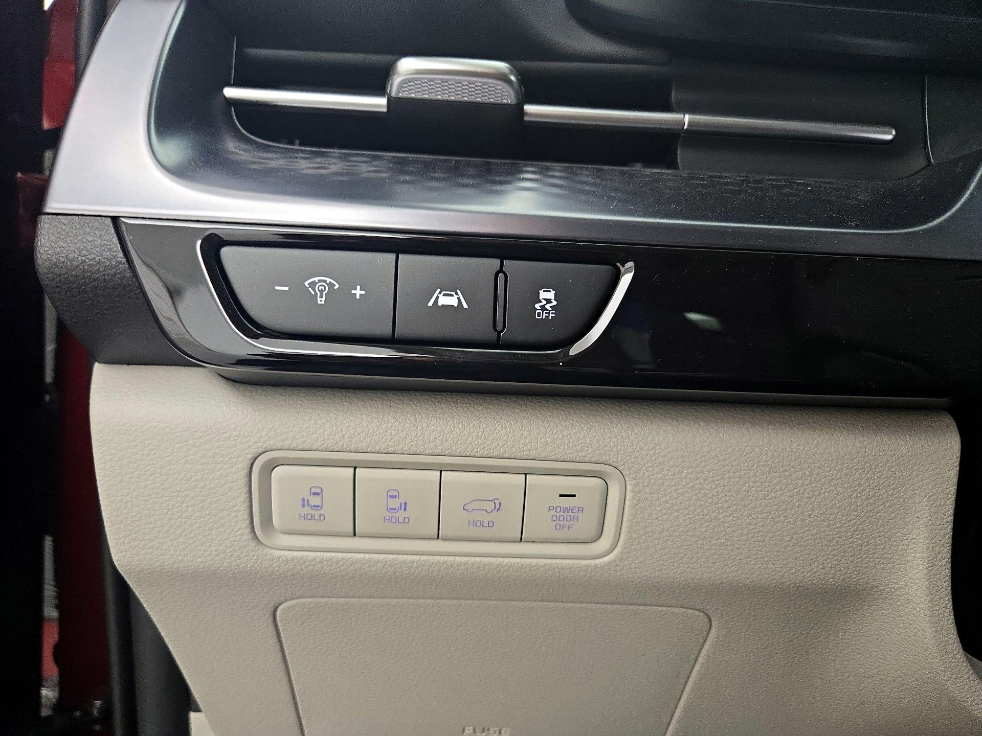 Thumbnail: 2024 Kia Carnival - 13