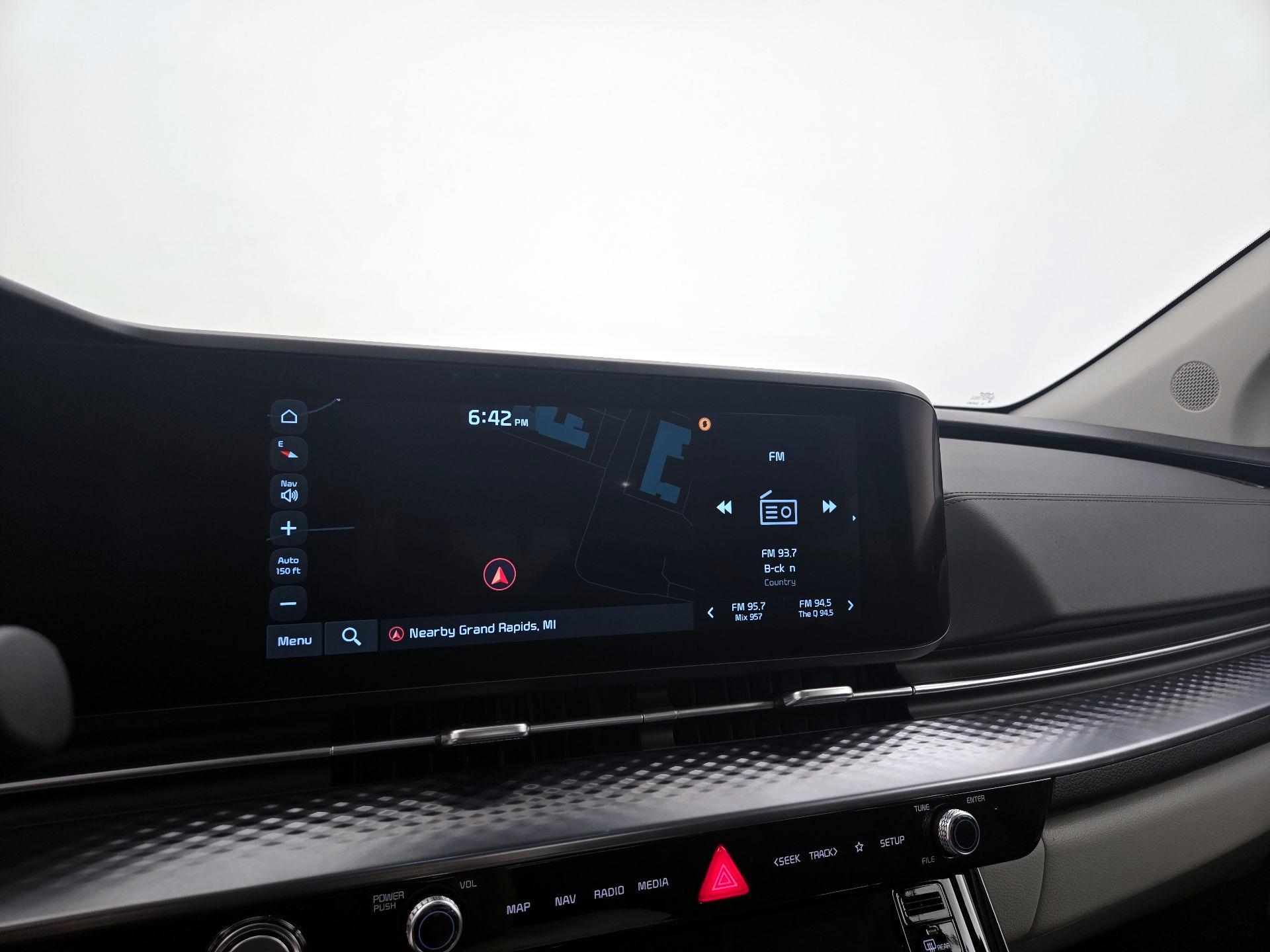 Thumbnail: 2024 Kia Carnival - 14