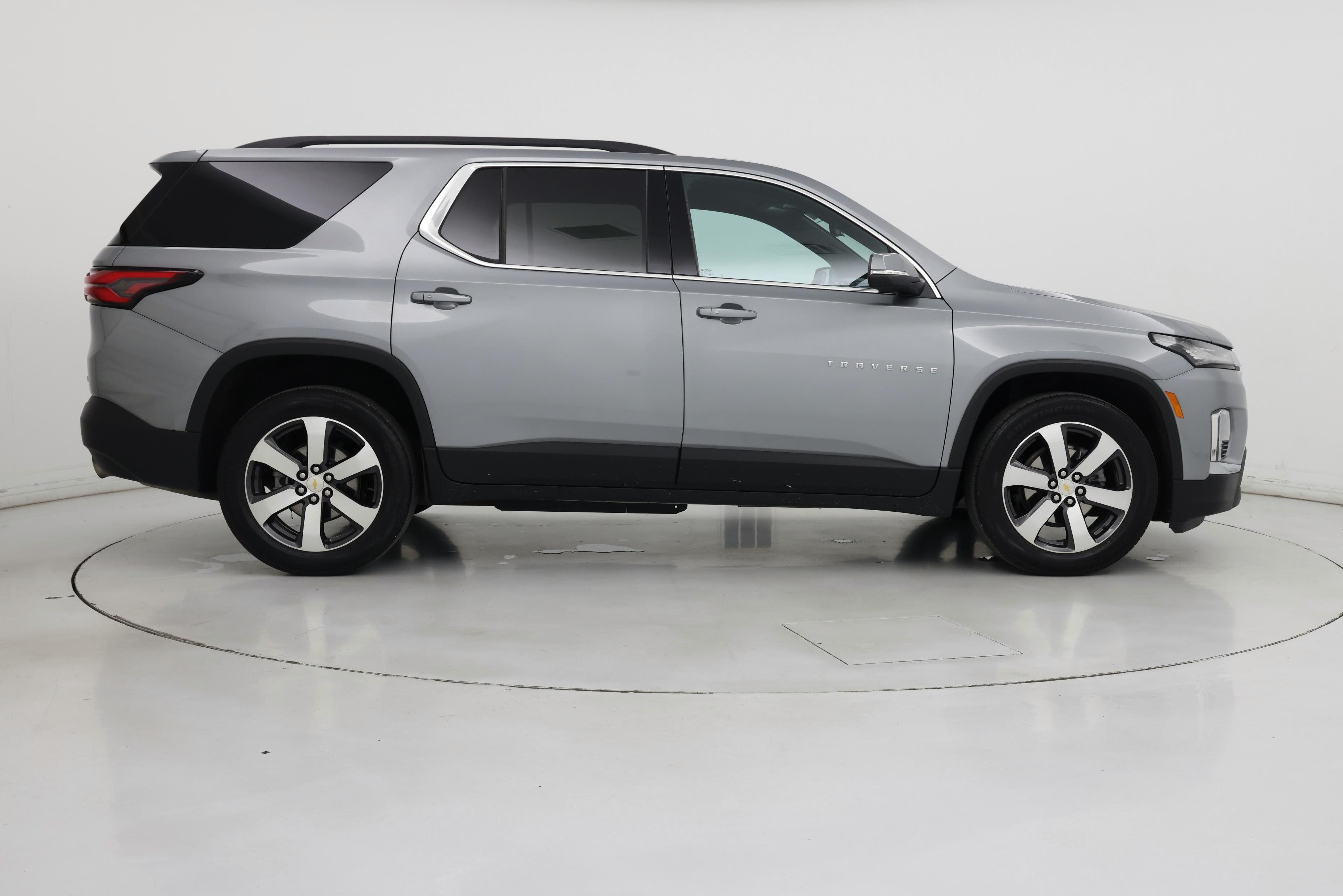 Thumbnail: 2023 Chevrolet Traverse - 7