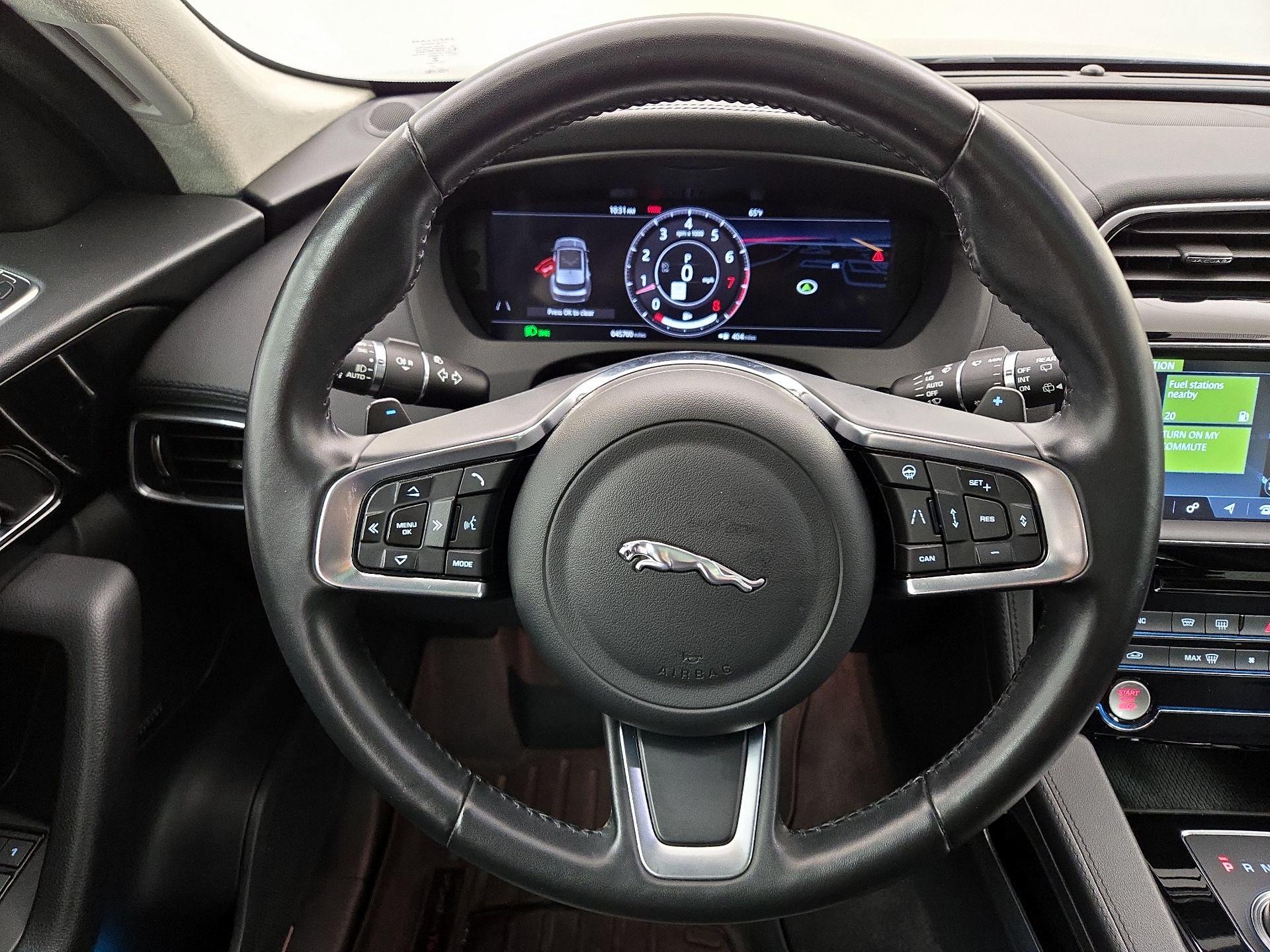 Thumbnail: 2020 Jaguar F-Pace - 10