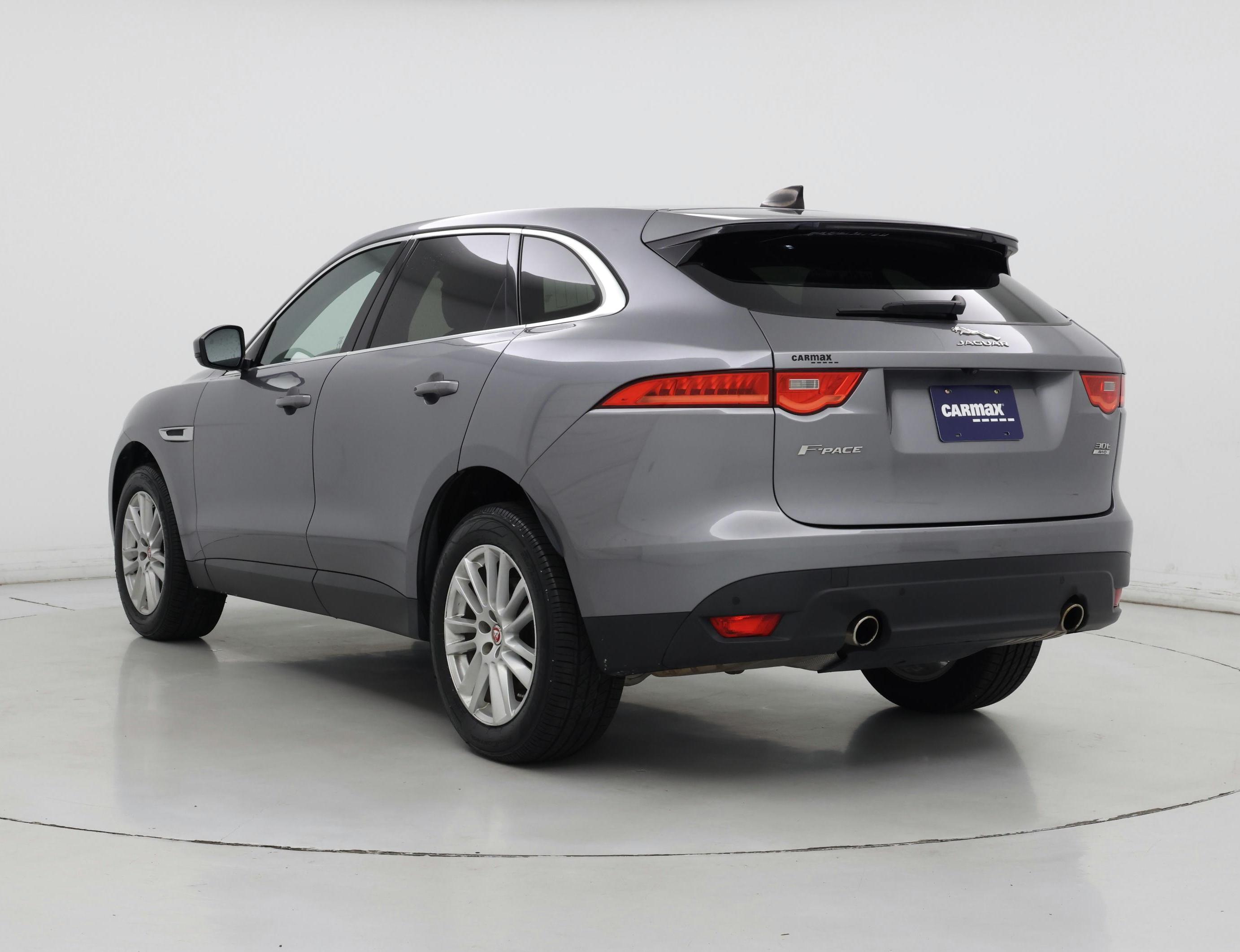 Thumbnail: 2020 Jaguar F-Pace - 2