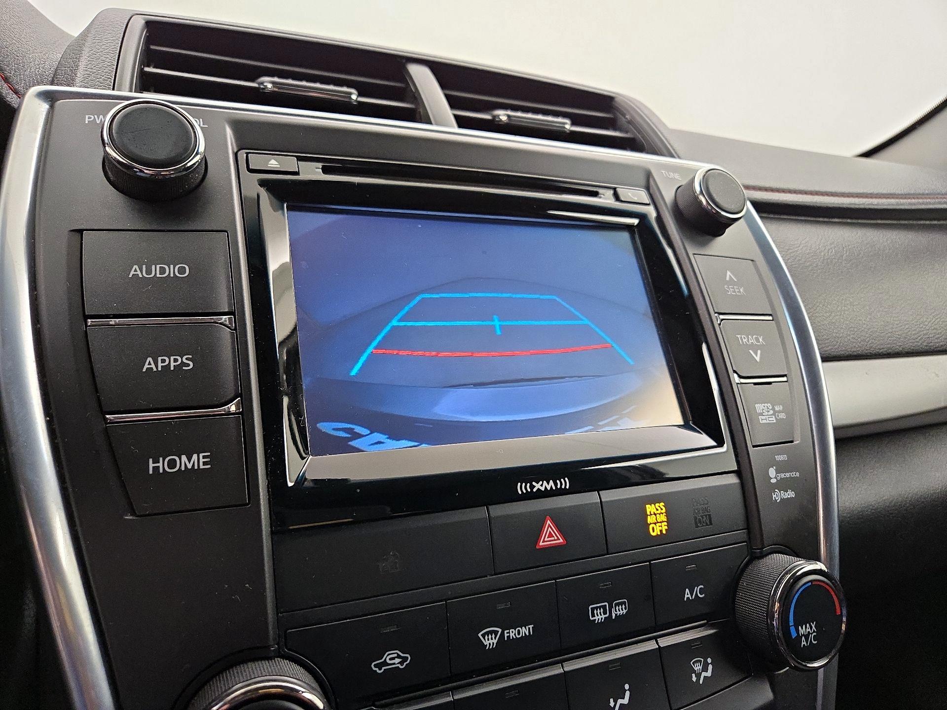 Thumbnail: 2016 Toyota Camry - 15