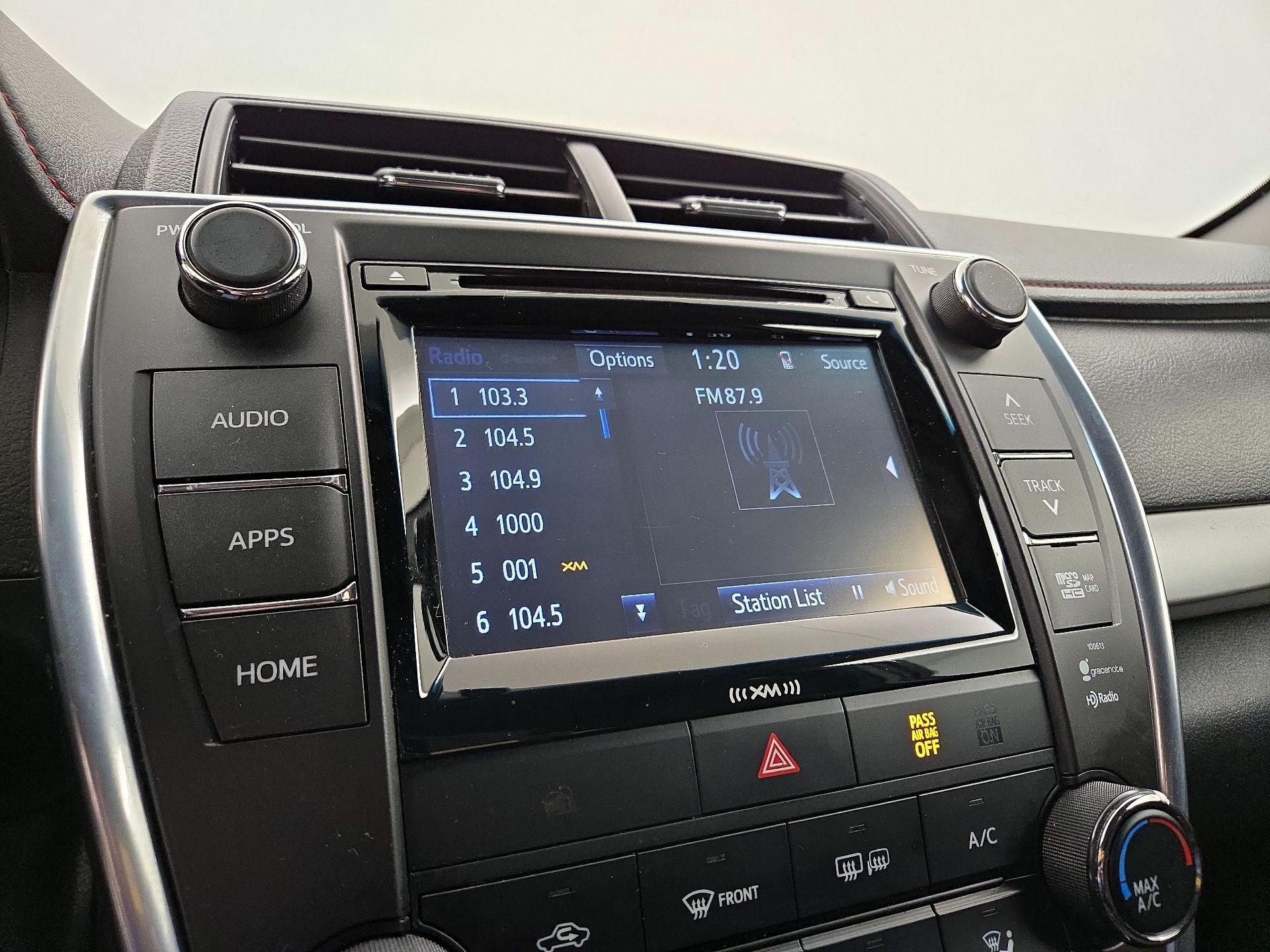 Thumbnail: 2016 Toyota Camry - 16