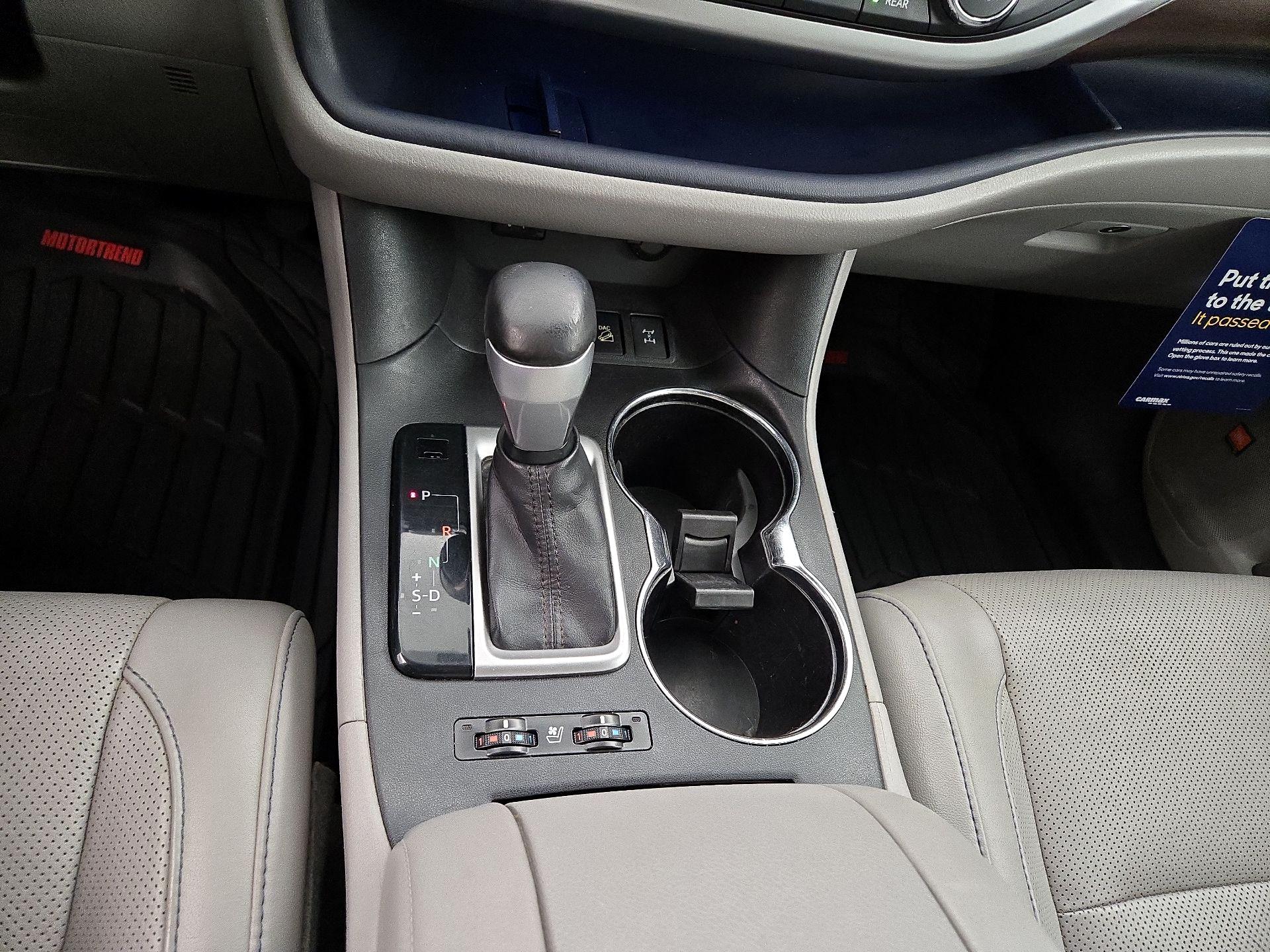 Thumbnail: 2014 Toyota Highlander - 17