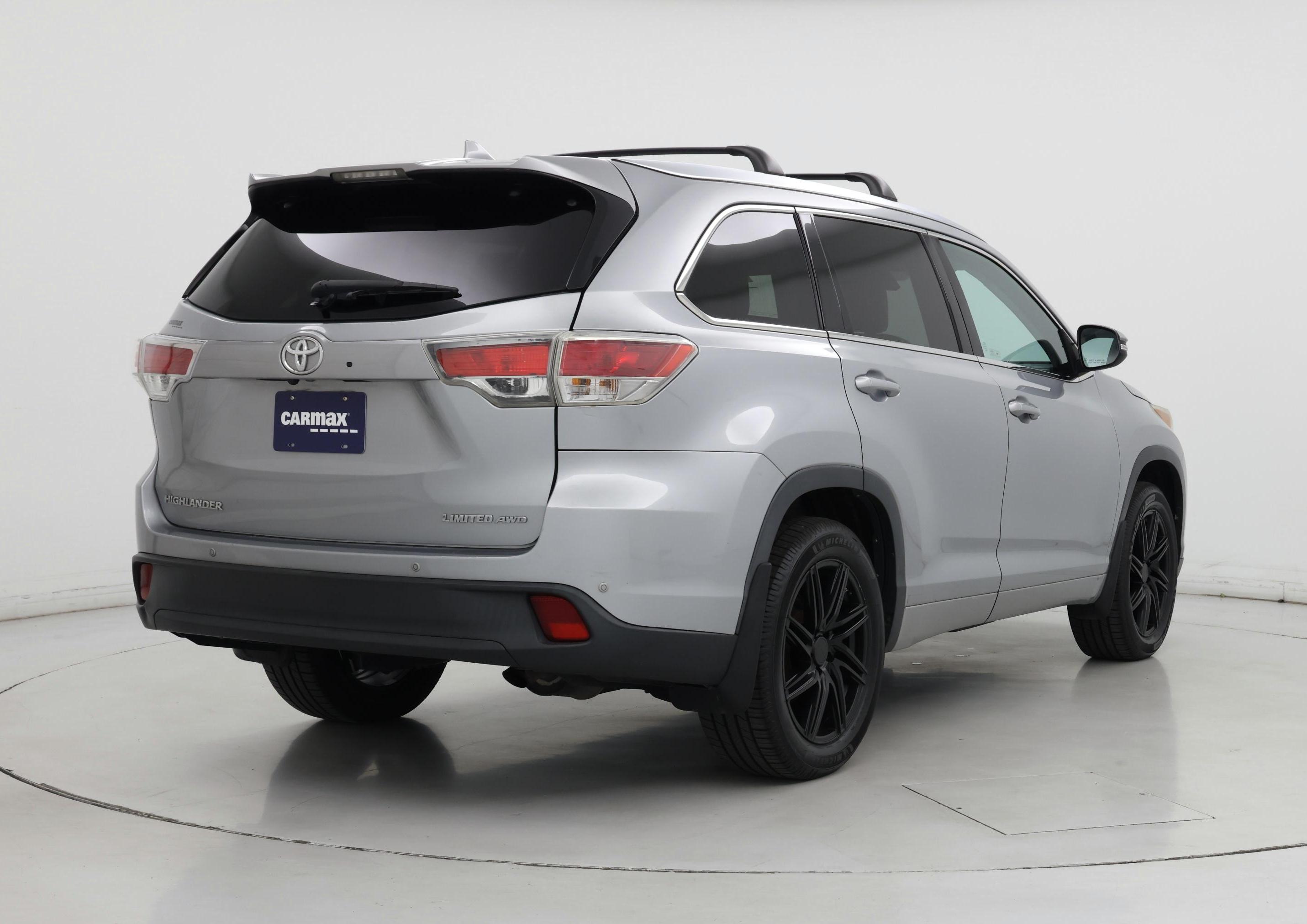 Thumbnail: 2014 Toyota Highlander - 8