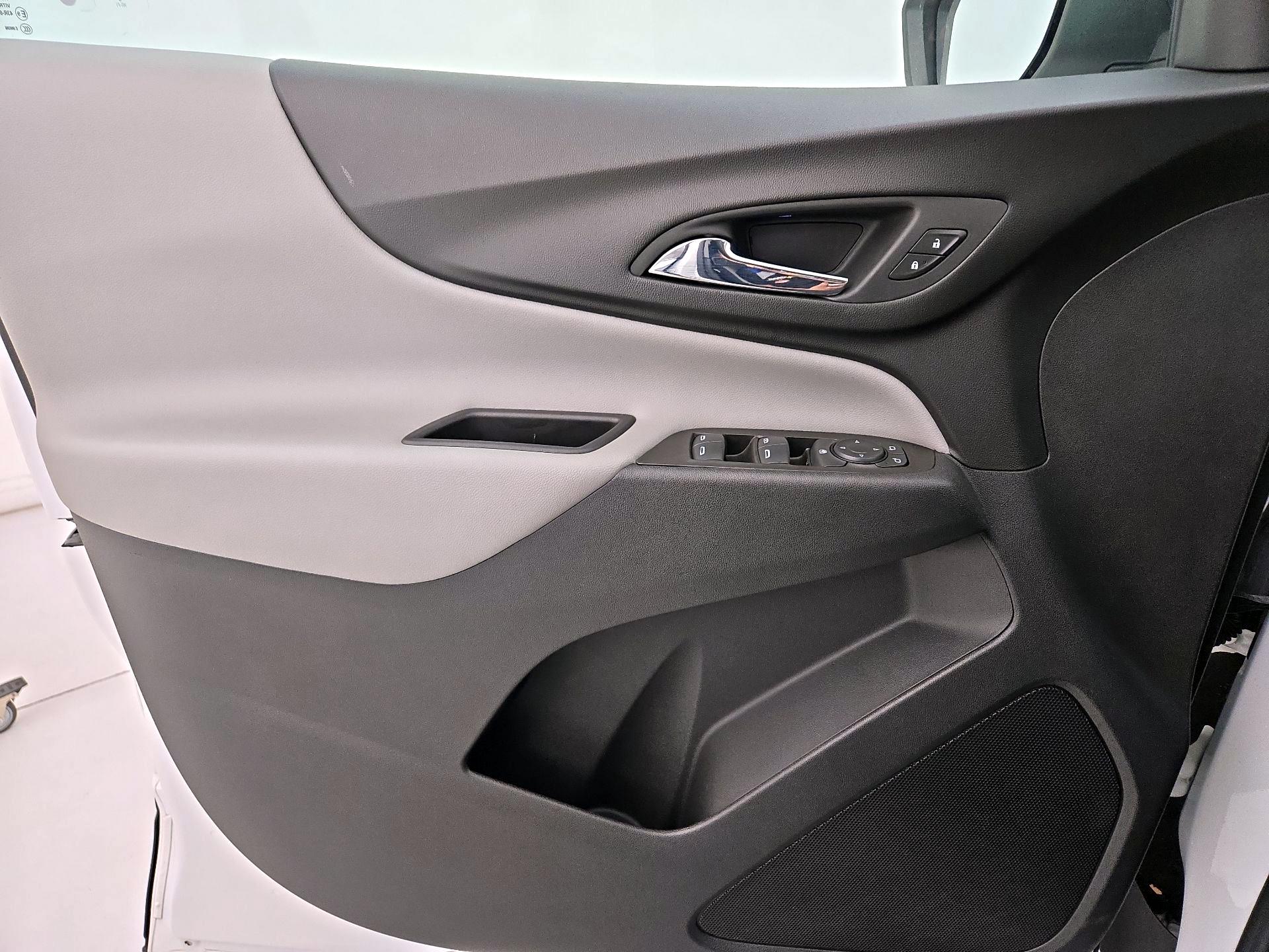 Thumbnail: 2021 Chevrolet Equinox - 12