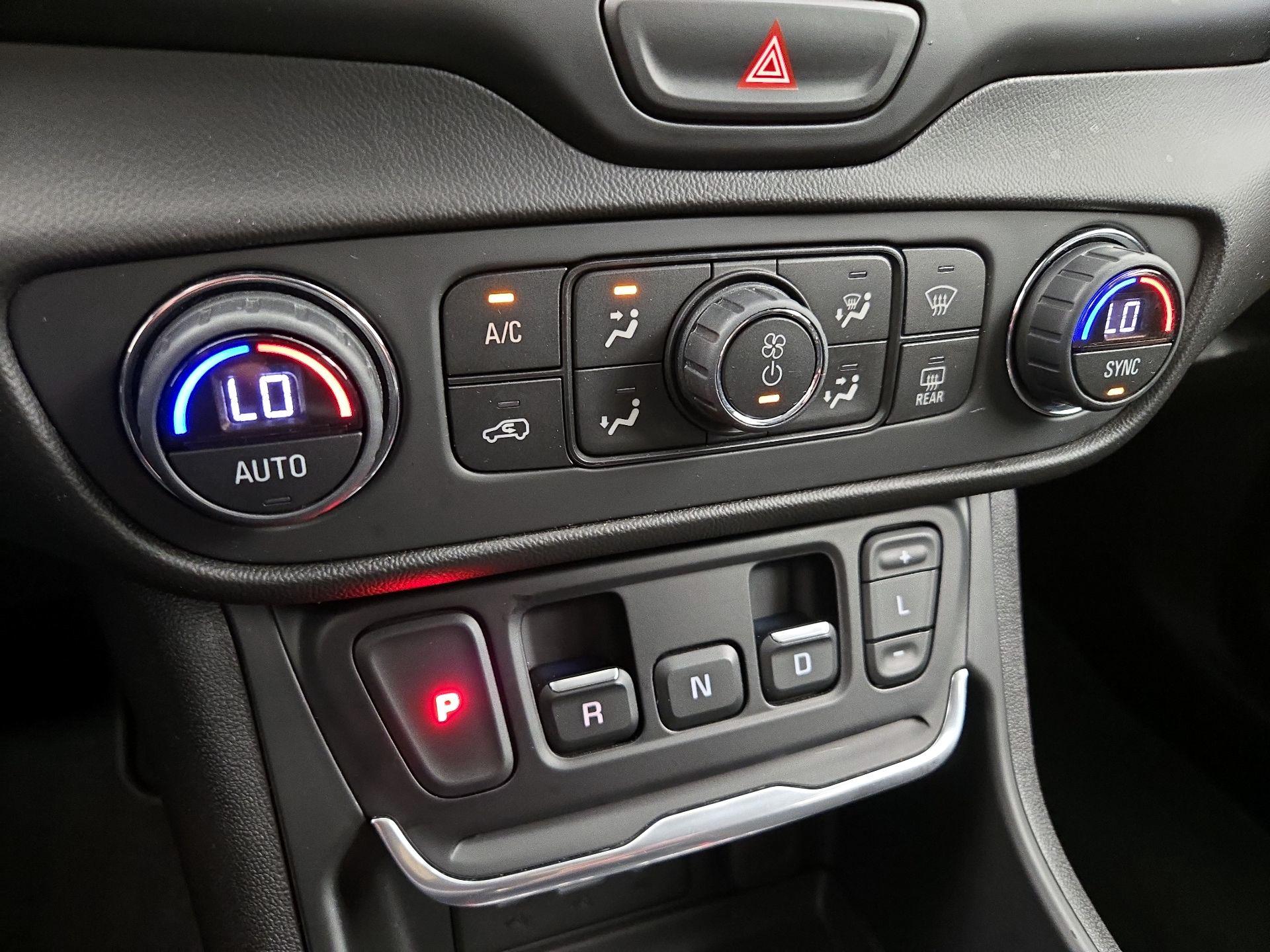 Thumbnail: 2021 GMC Terrain - 16