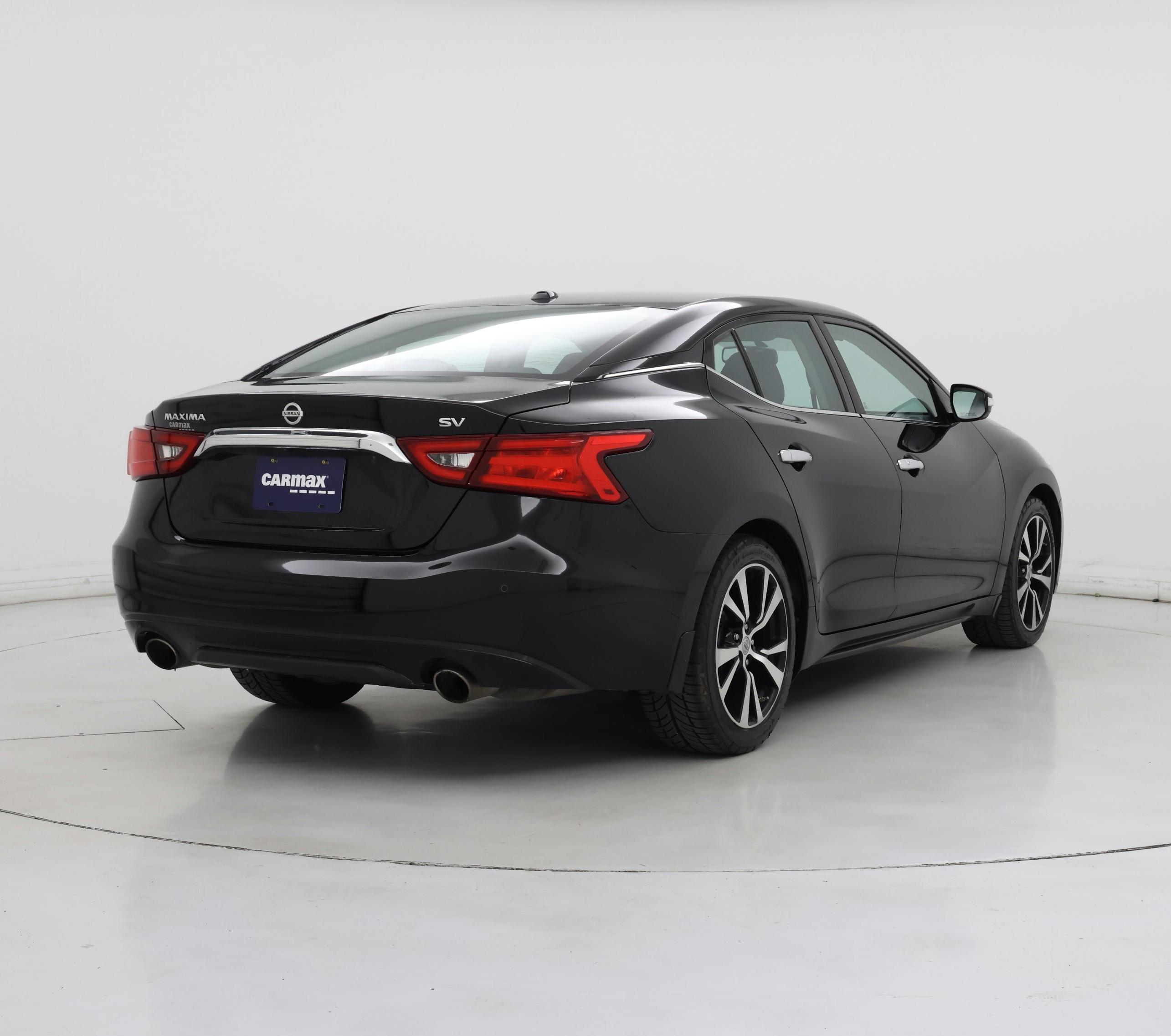 Thumbnail: 2017 Nissan Maxima - 8