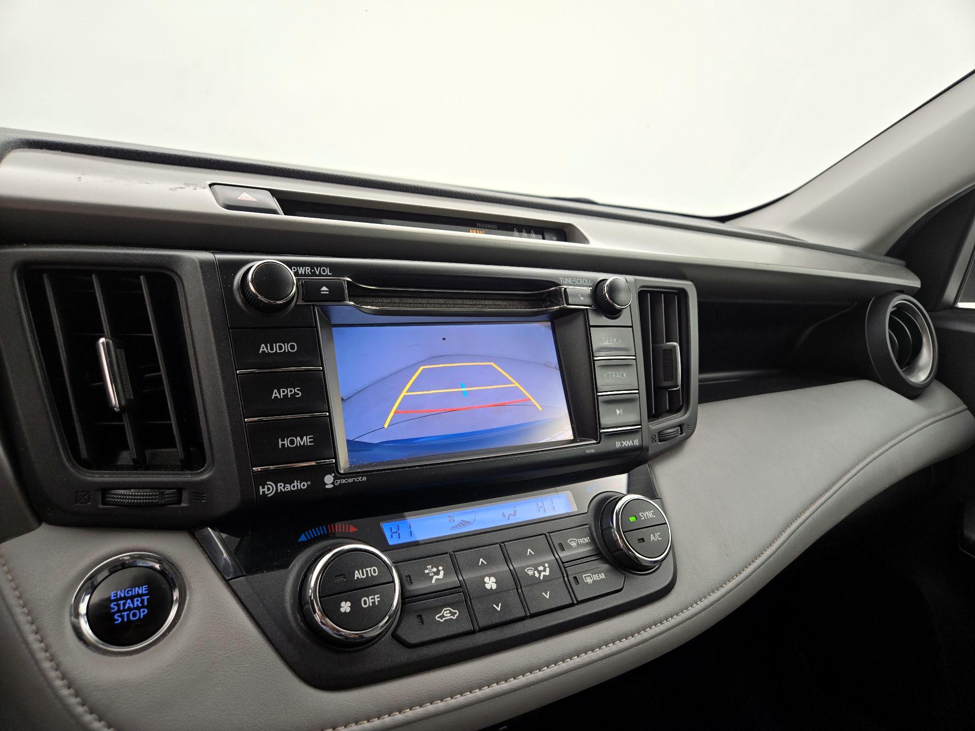 Thumbnail: 2018 Toyota RAV4 - 14
