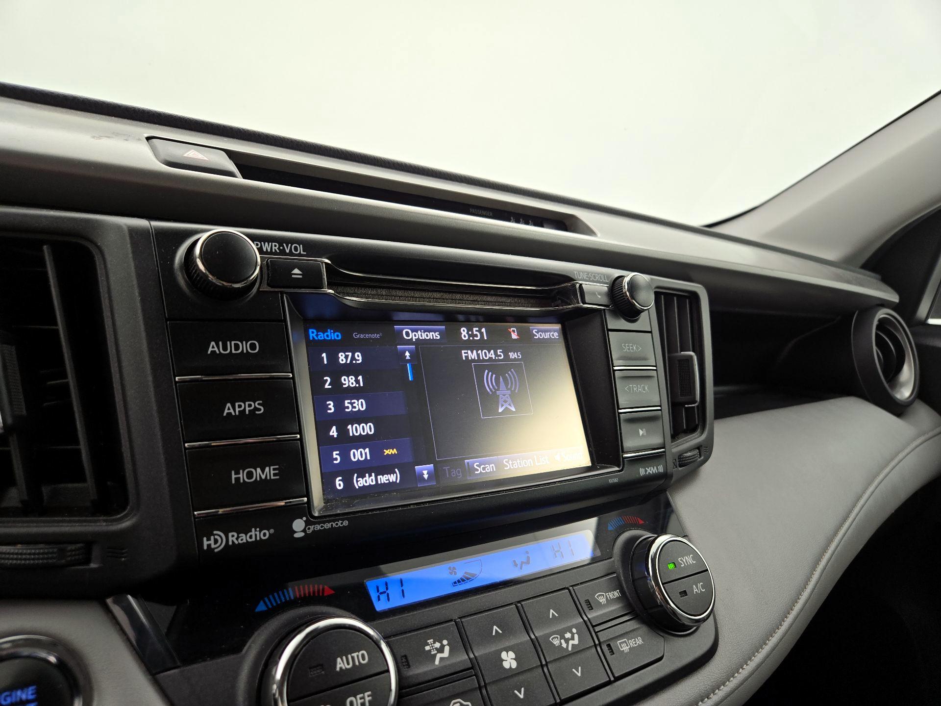 Thumbnail: 2018 Toyota RAV4 - 15