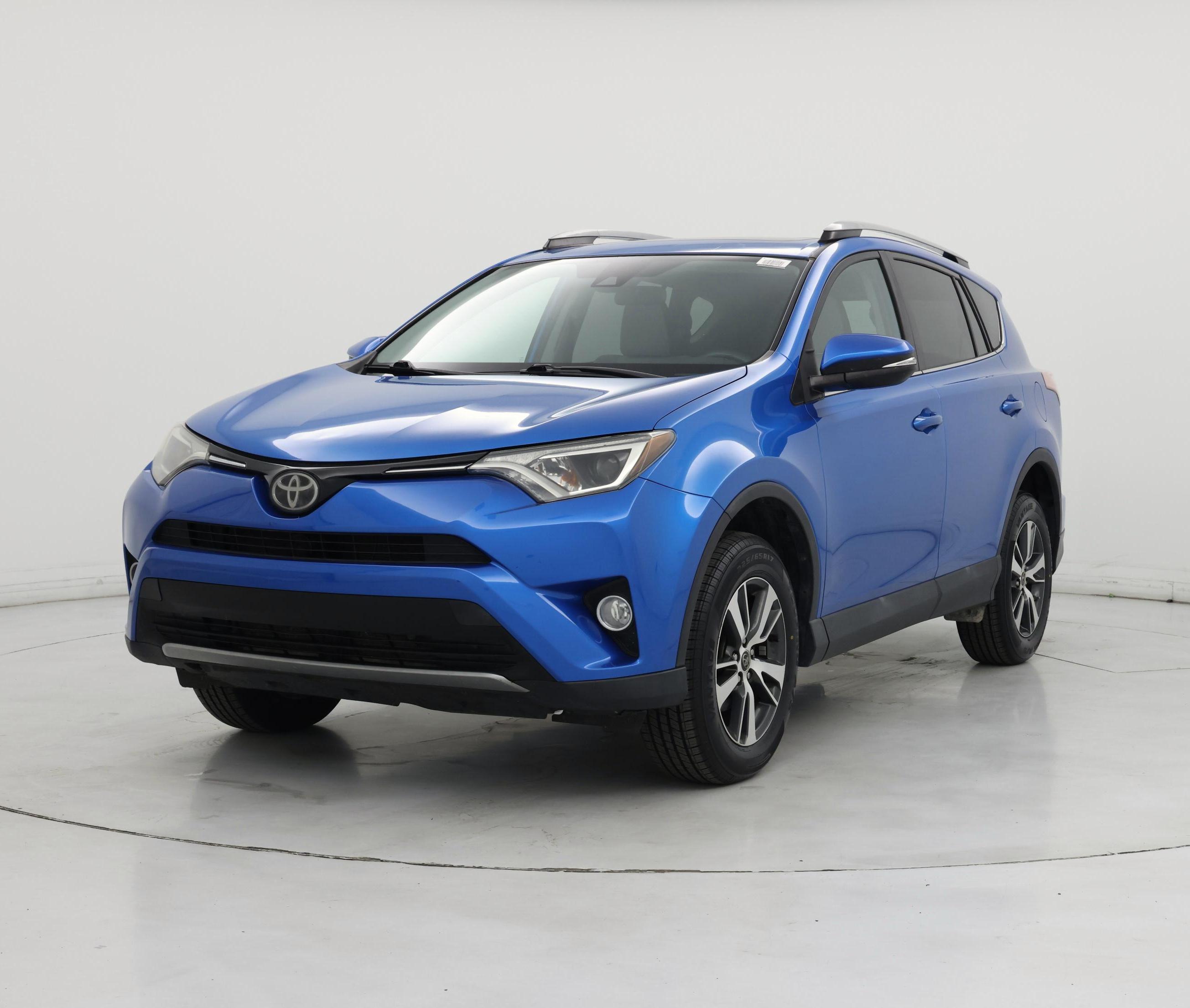Thumbnail: 2018 Toyota RAV4 - 4