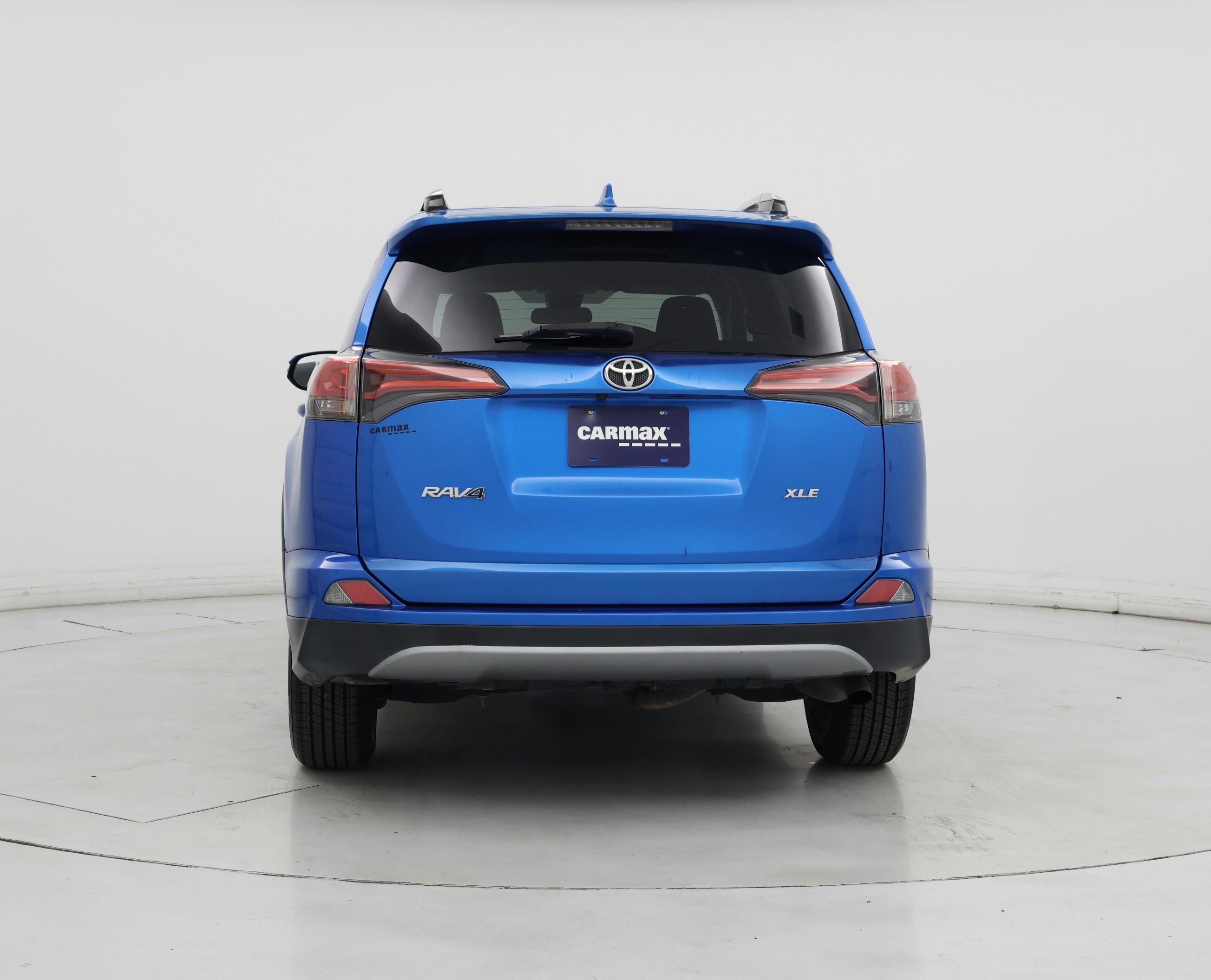Thumbnail: 2018 Toyota RAV4 - 6