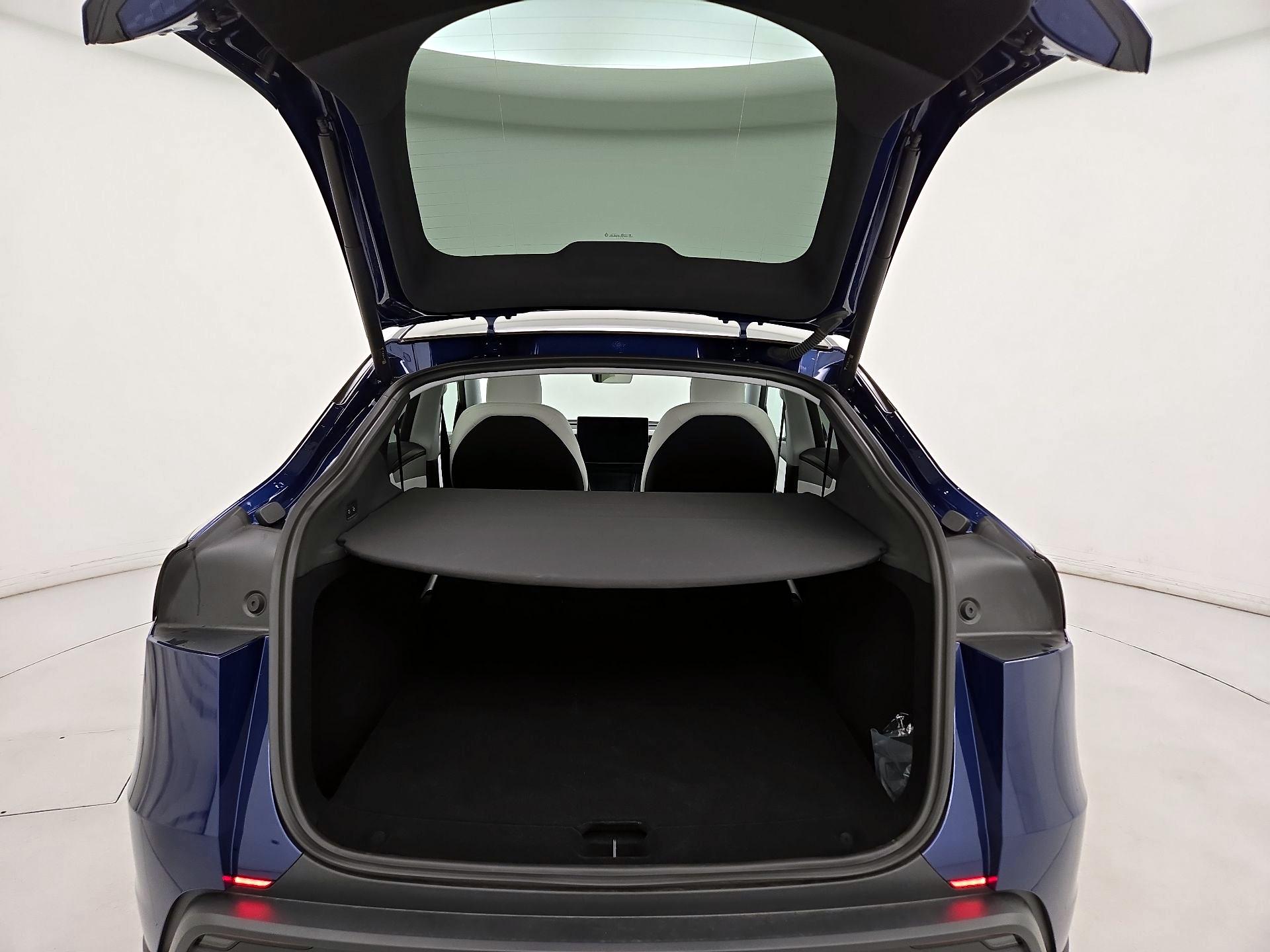 Thumbnail: 2026 Tesla Model Y - 20