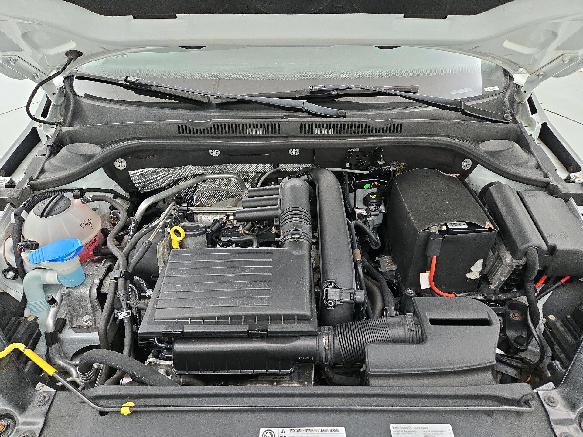 Thumbnail: 2016 Volkswagen Jetta - 20