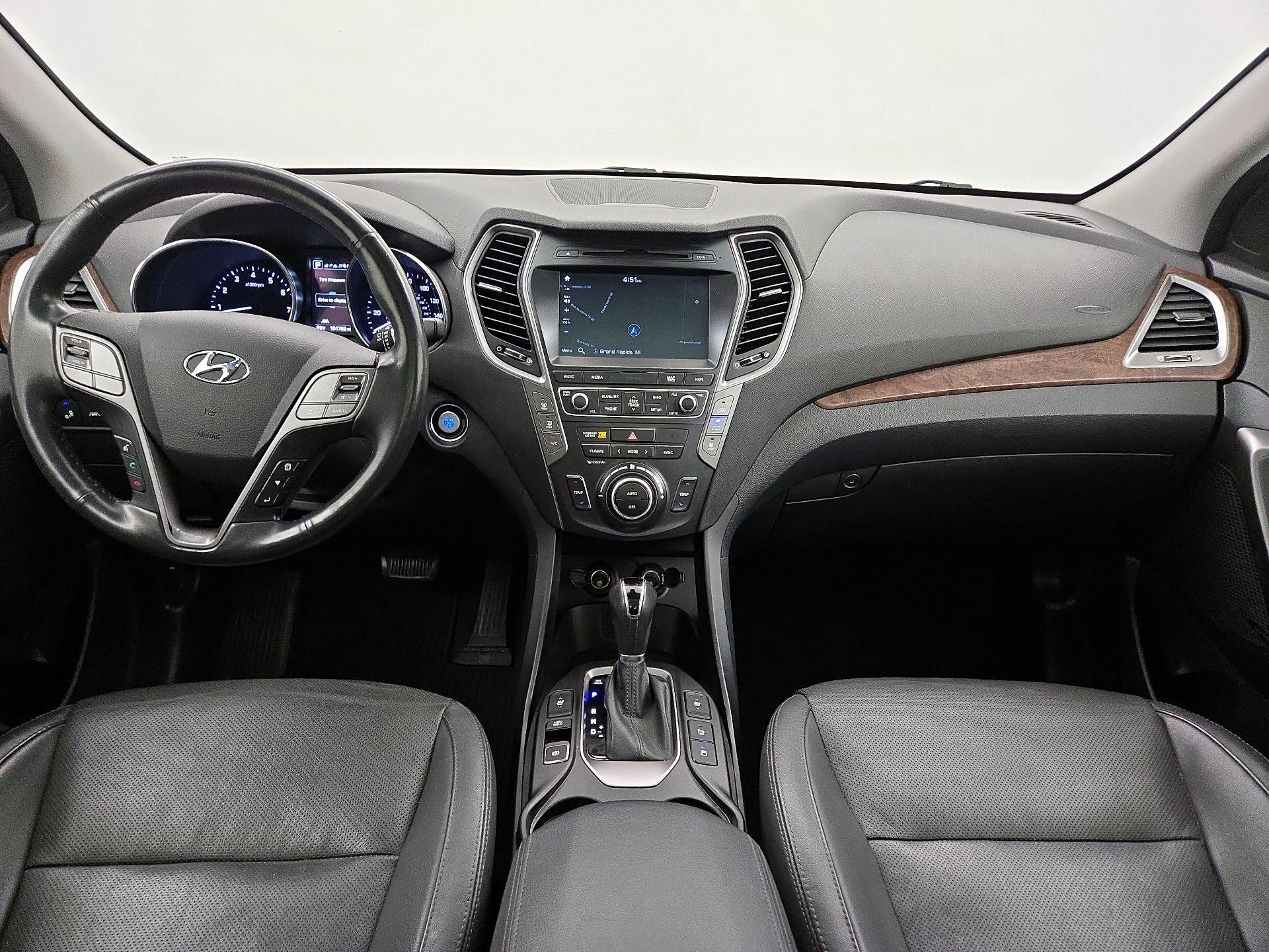 Thumbnail: 2018 Hyundai Santa Fe - 9