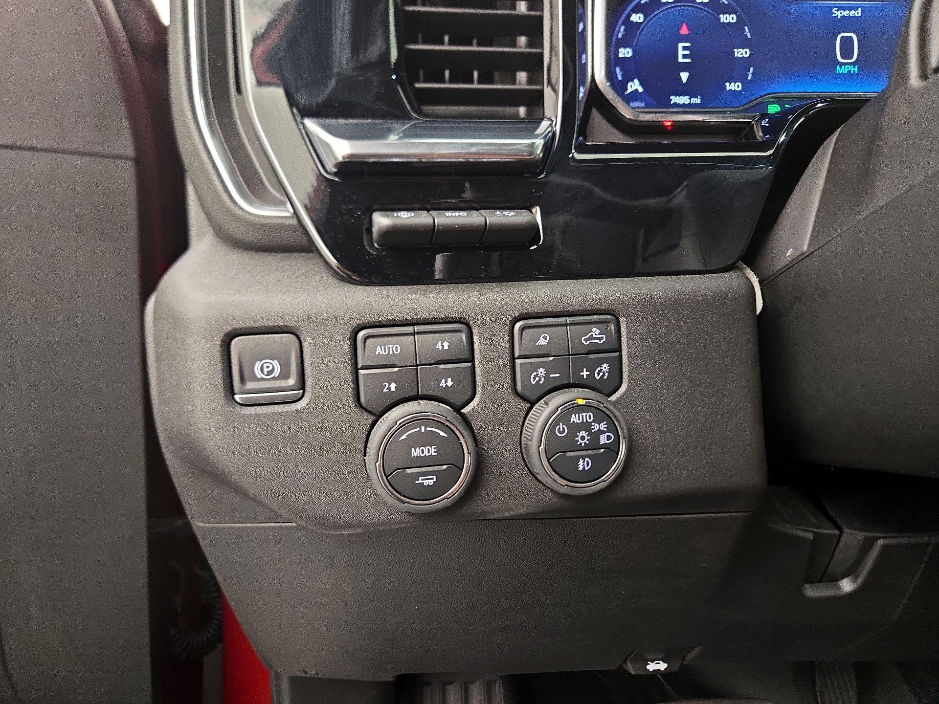 Thumbnail: 2025 Chevrolet Silverado 2500 - 13