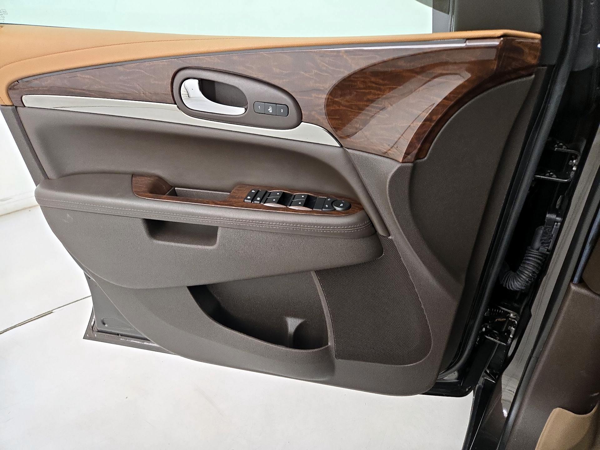 Thumbnail: 2014 Buick Enclave - 12