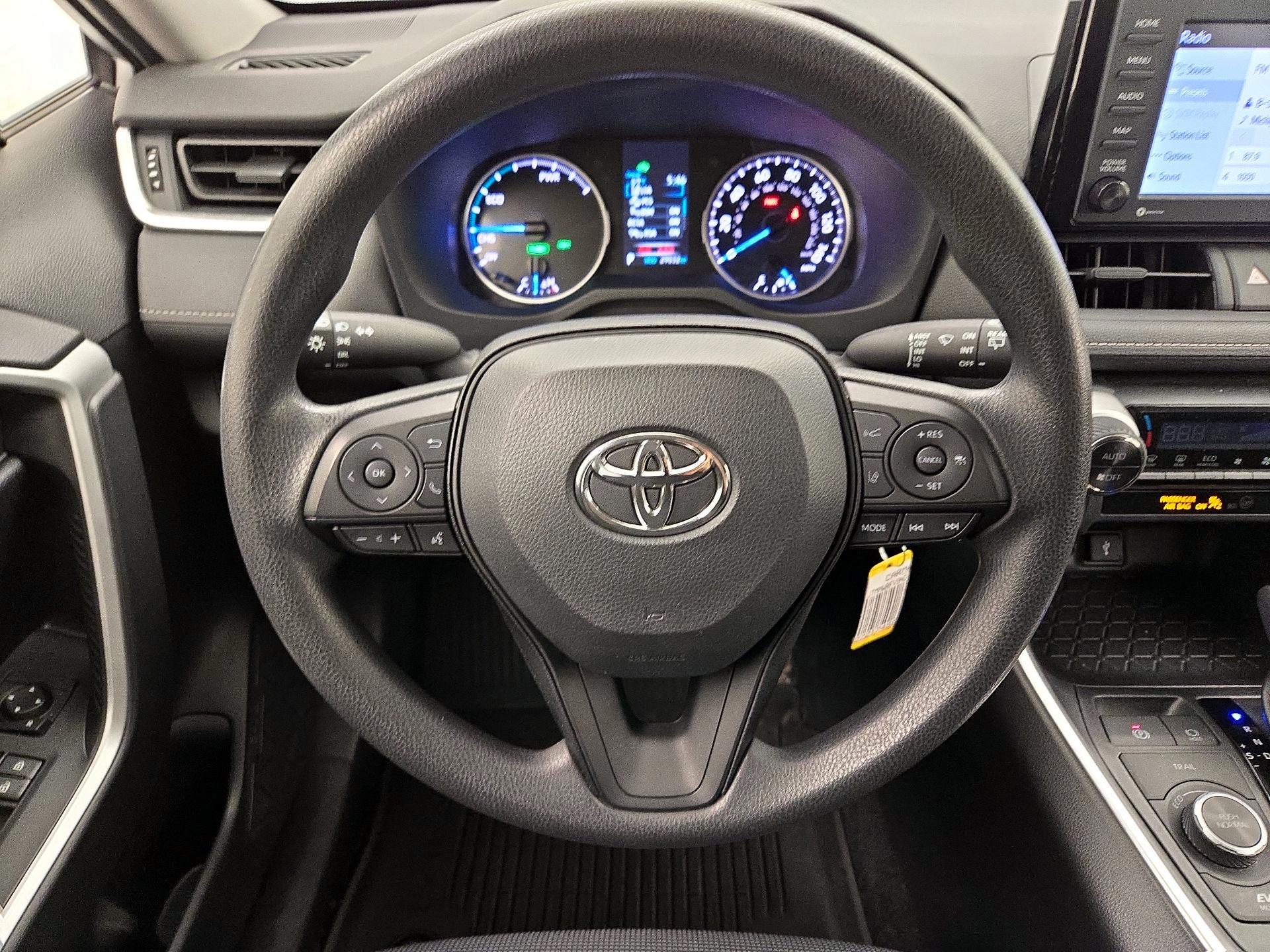 Thumbnail: 2022 Toyota RAV4 - 10