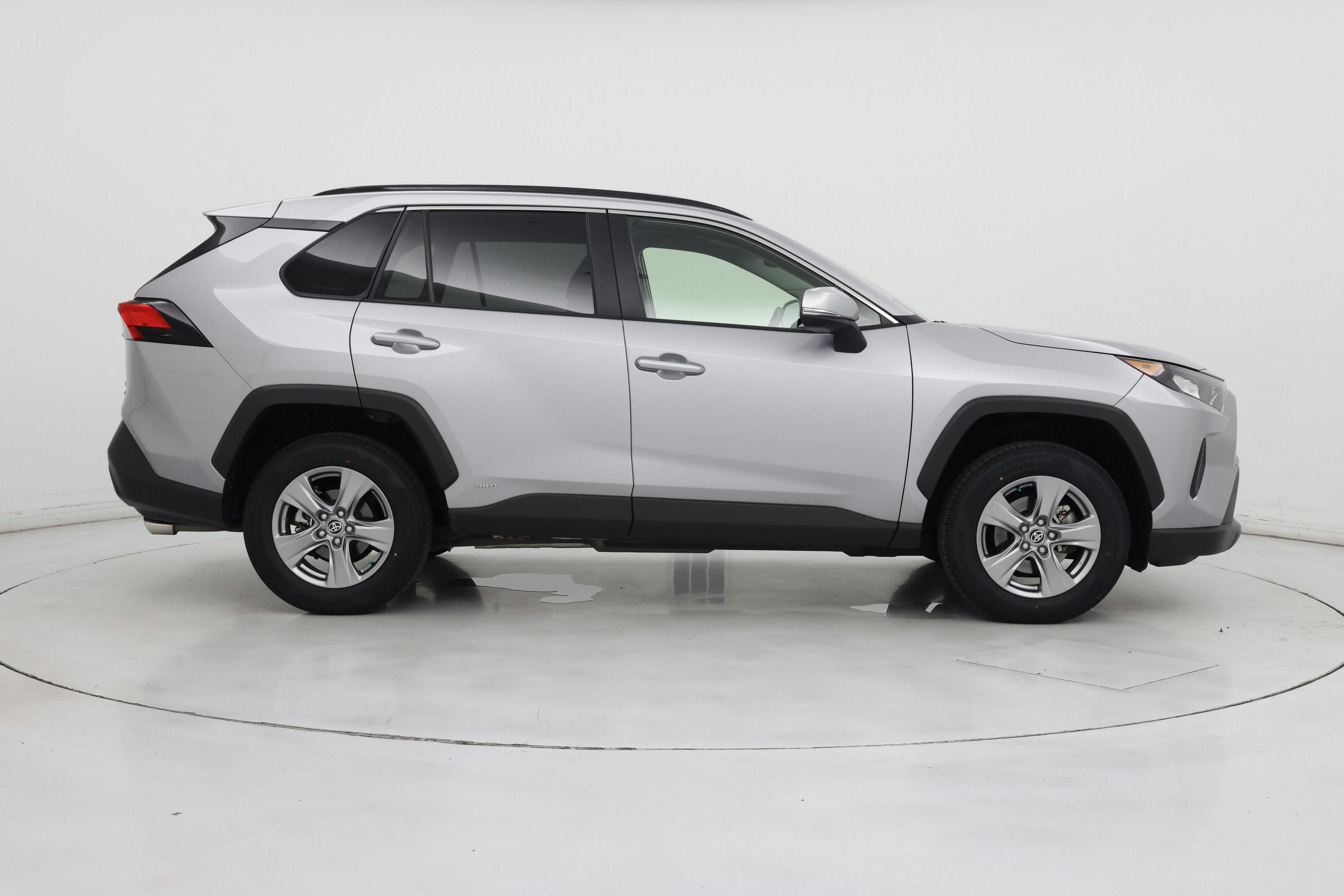 Thumbnail: 2022 Toyota RAV4 - 7