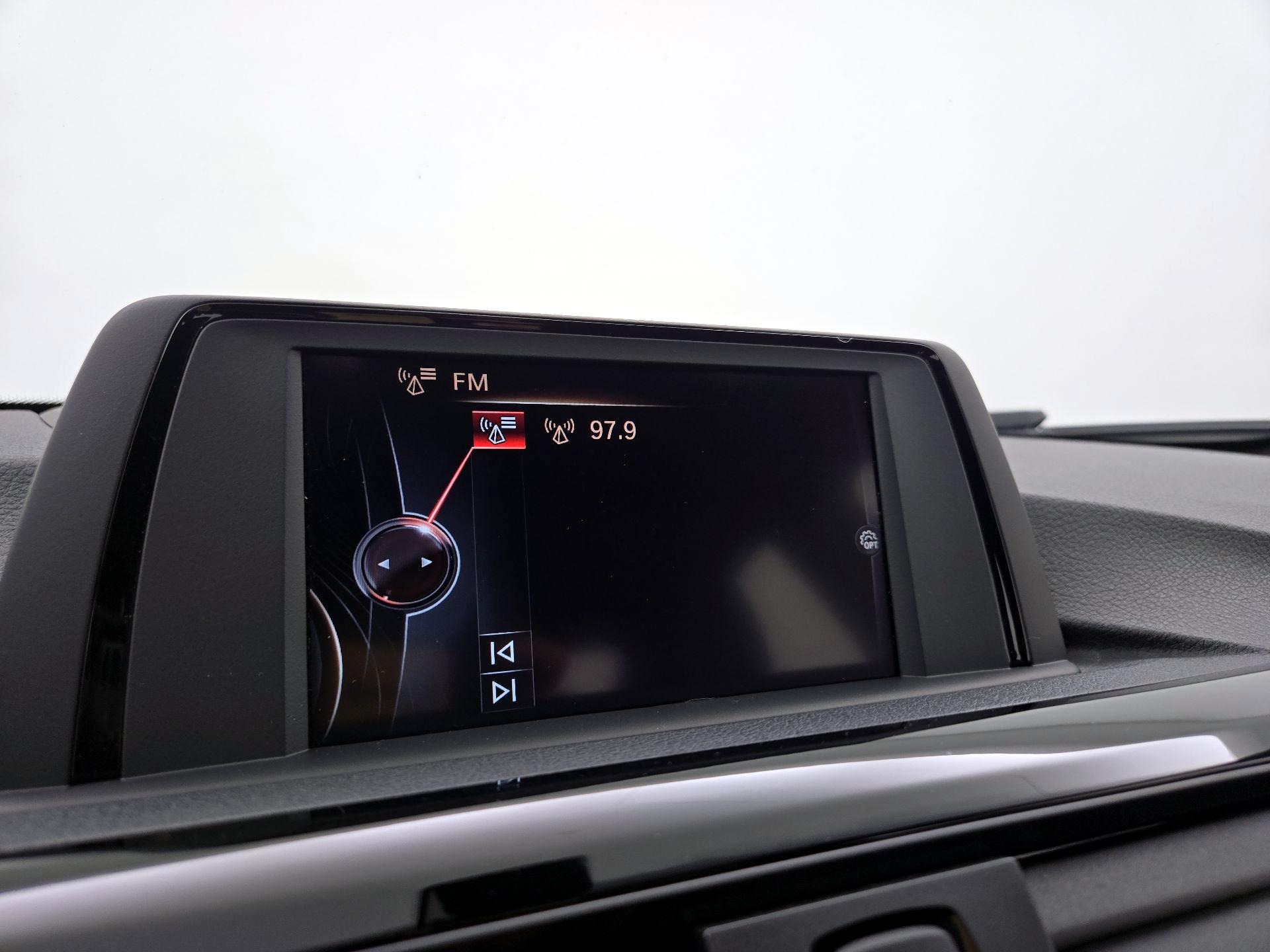 Thumbnail: 2015 BMW 3 Series - 15