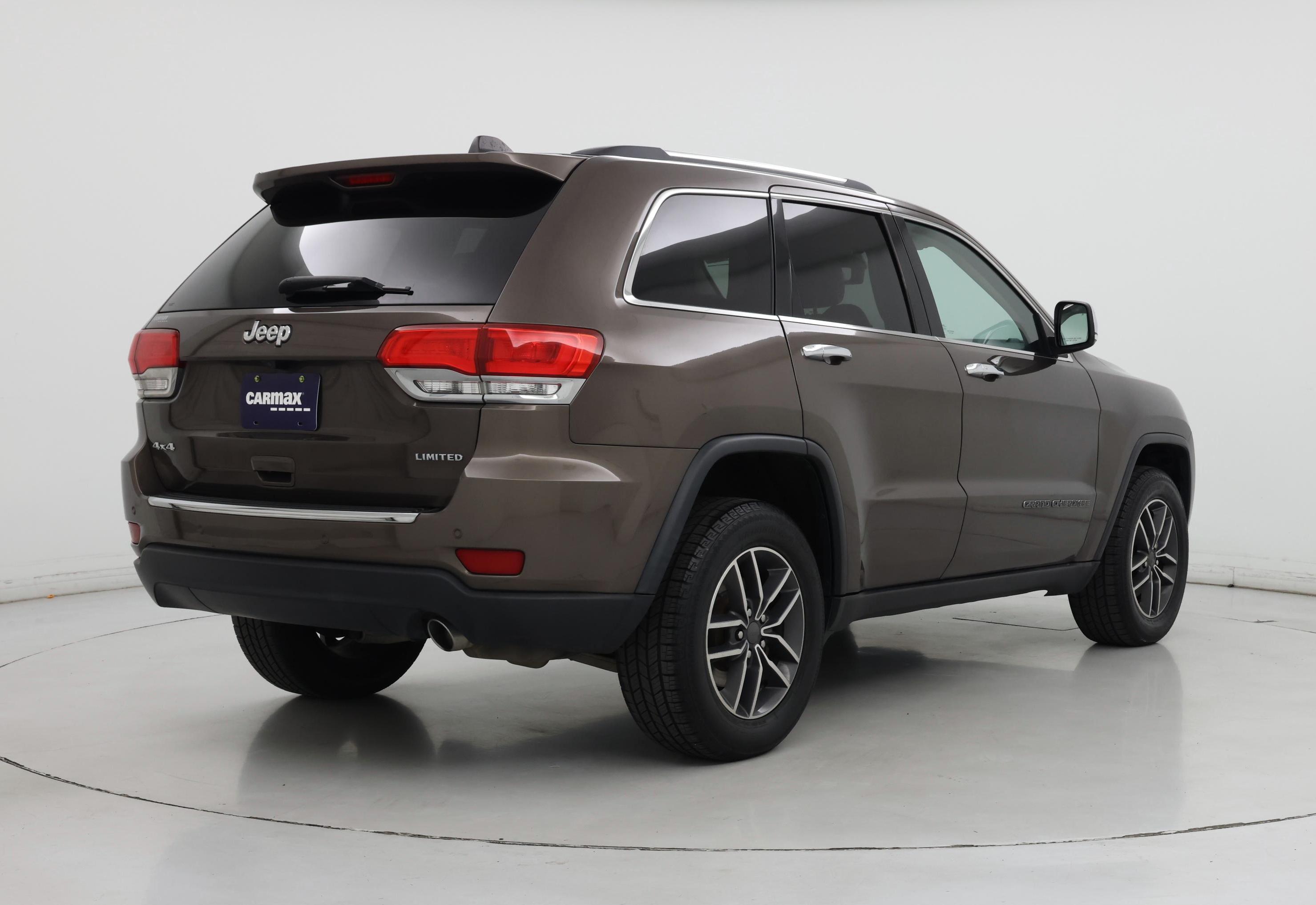 Thumbnail: 2019 Jeep Grand Cherokee - 8