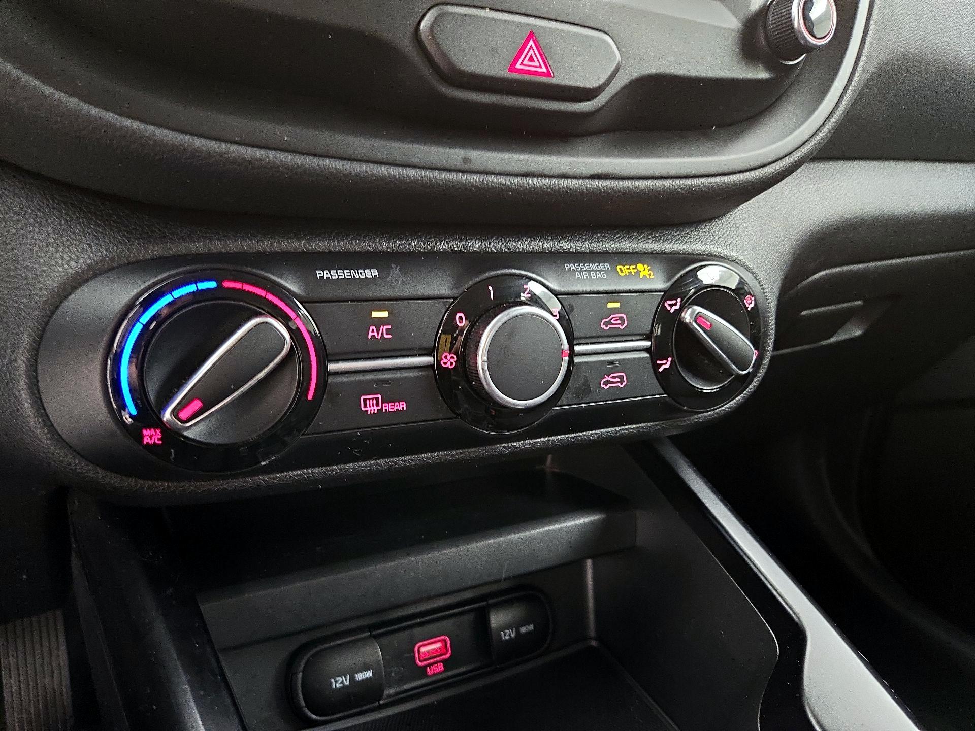 Thumbnail: 2020 Kia Soul - 16